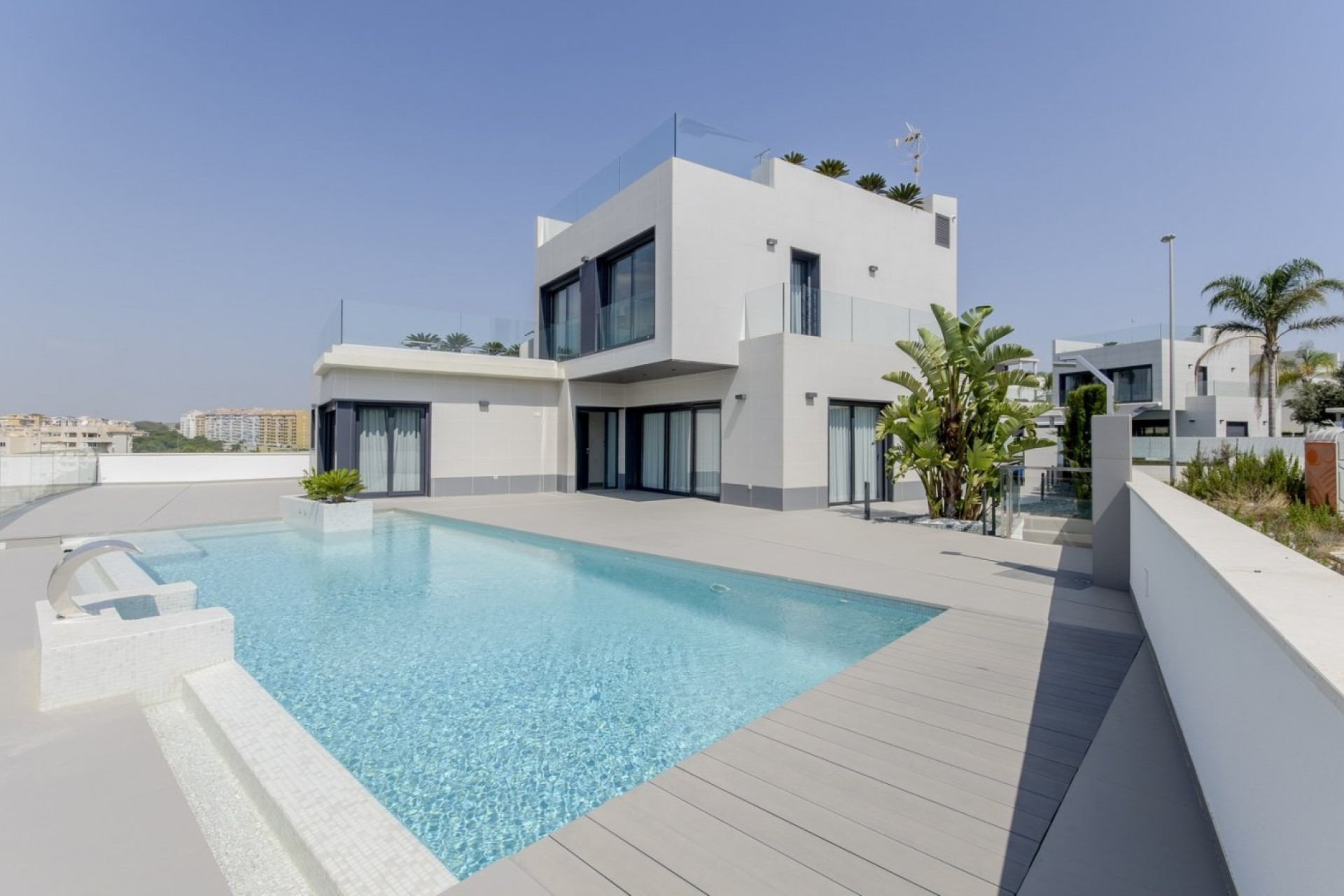 Obra nueva - Villa - Orihuela Costa - Campoamor