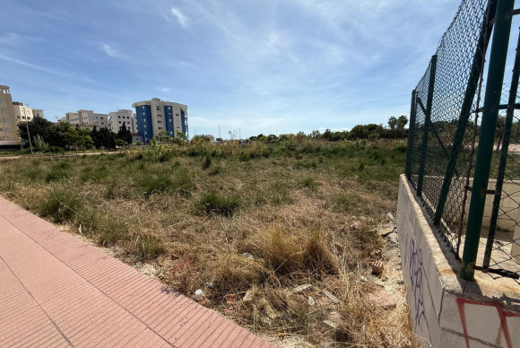 Parcela / Terreno - Reventa - Piles - Playa