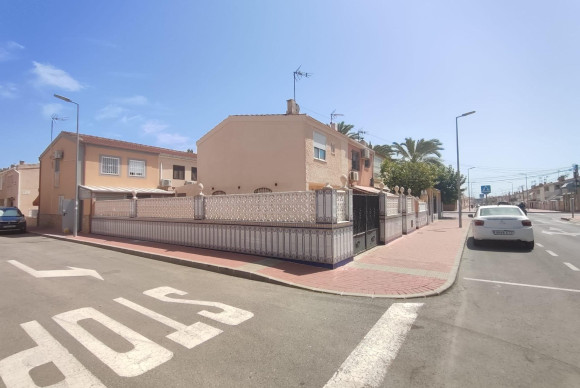 Pareado - Resale - Torrevieja - playa de los naufragos