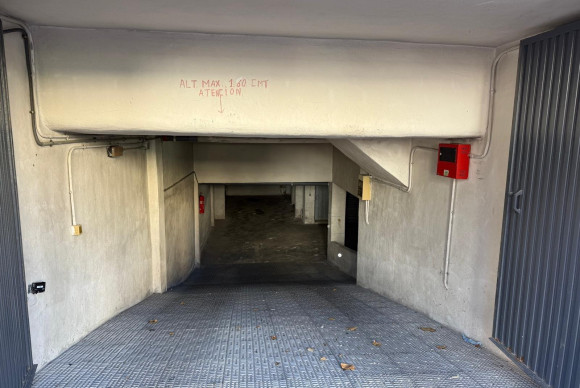 Parking - Reventa - Torrevieja - Estacion de autobuses