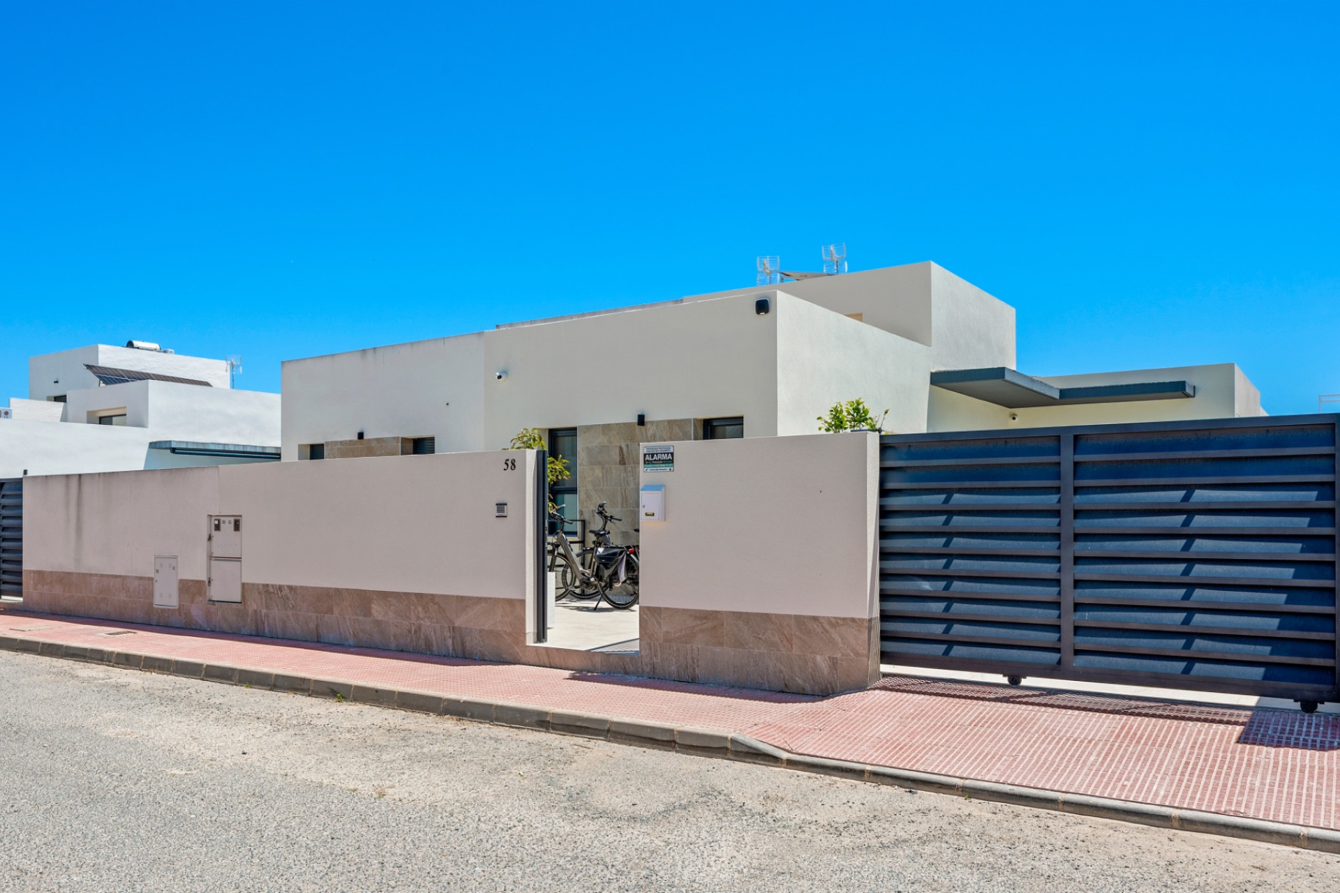 Resale - 6. Detached villa - Daya Nueva - Costa Blanca South