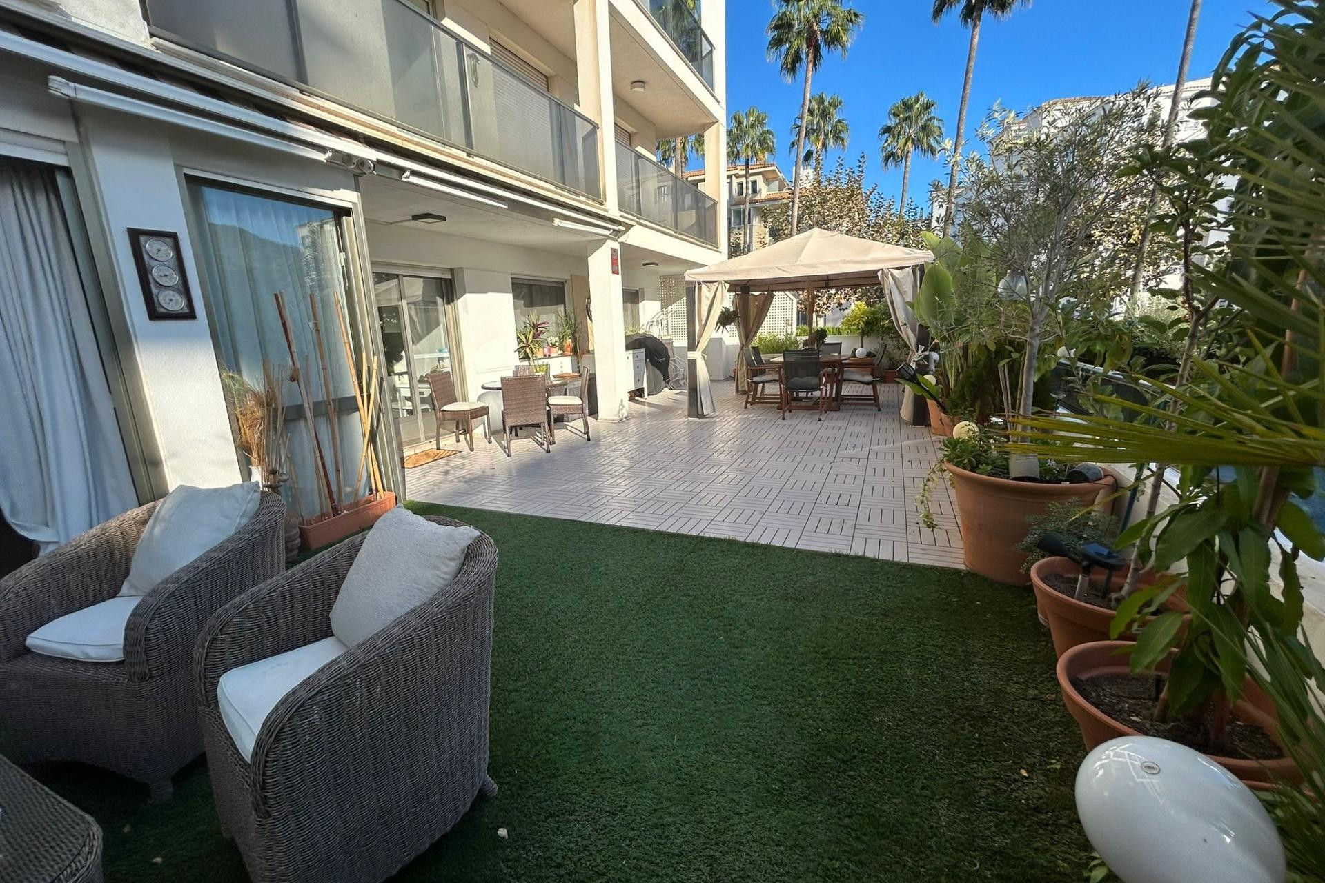 Resale - Apartment  - Alfaz del Pi - Albir