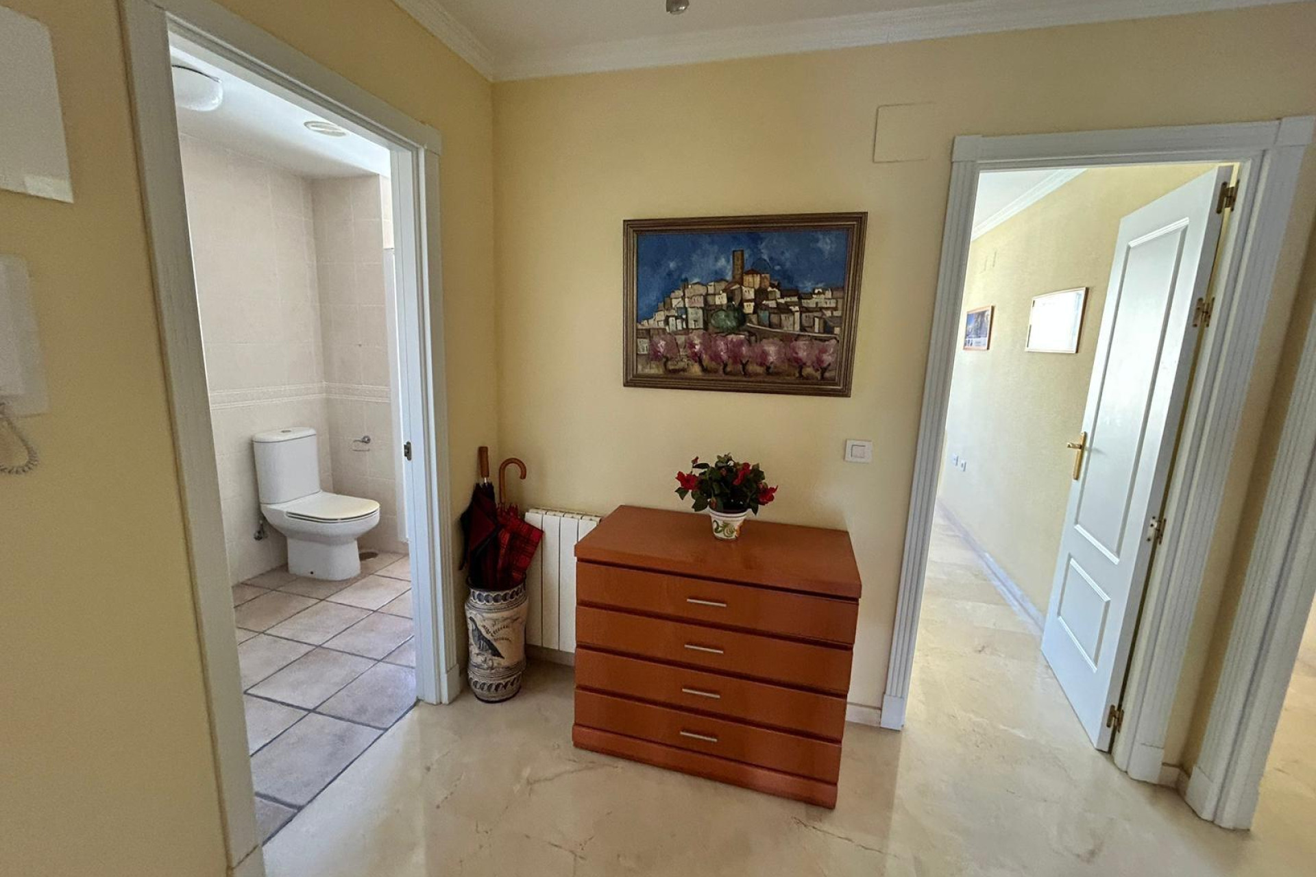 Resale - Apartment  - Alfaz del Pi - Albir