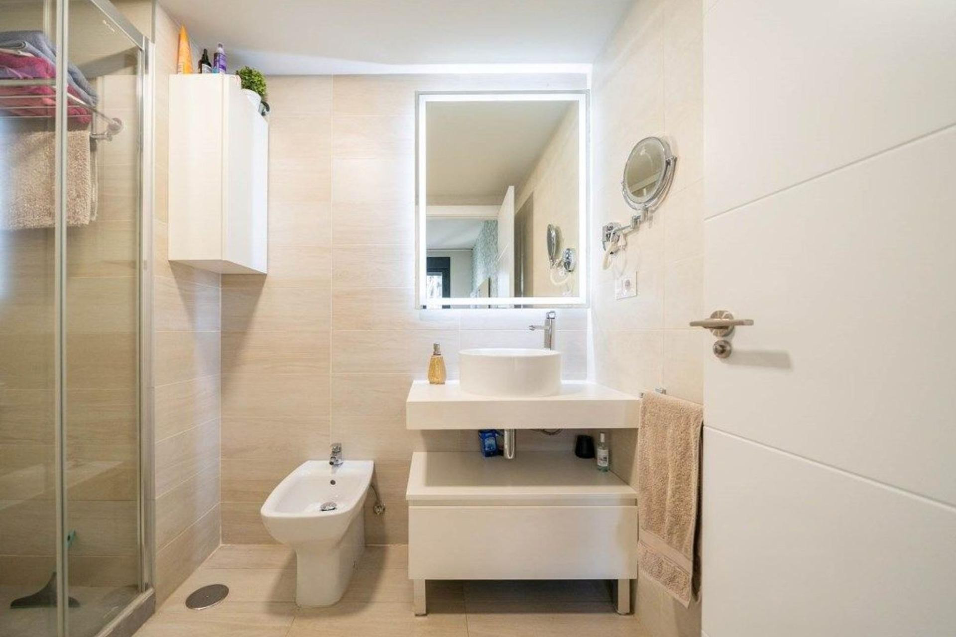 Resale - Apartment  - Alicante - Alicante Golf