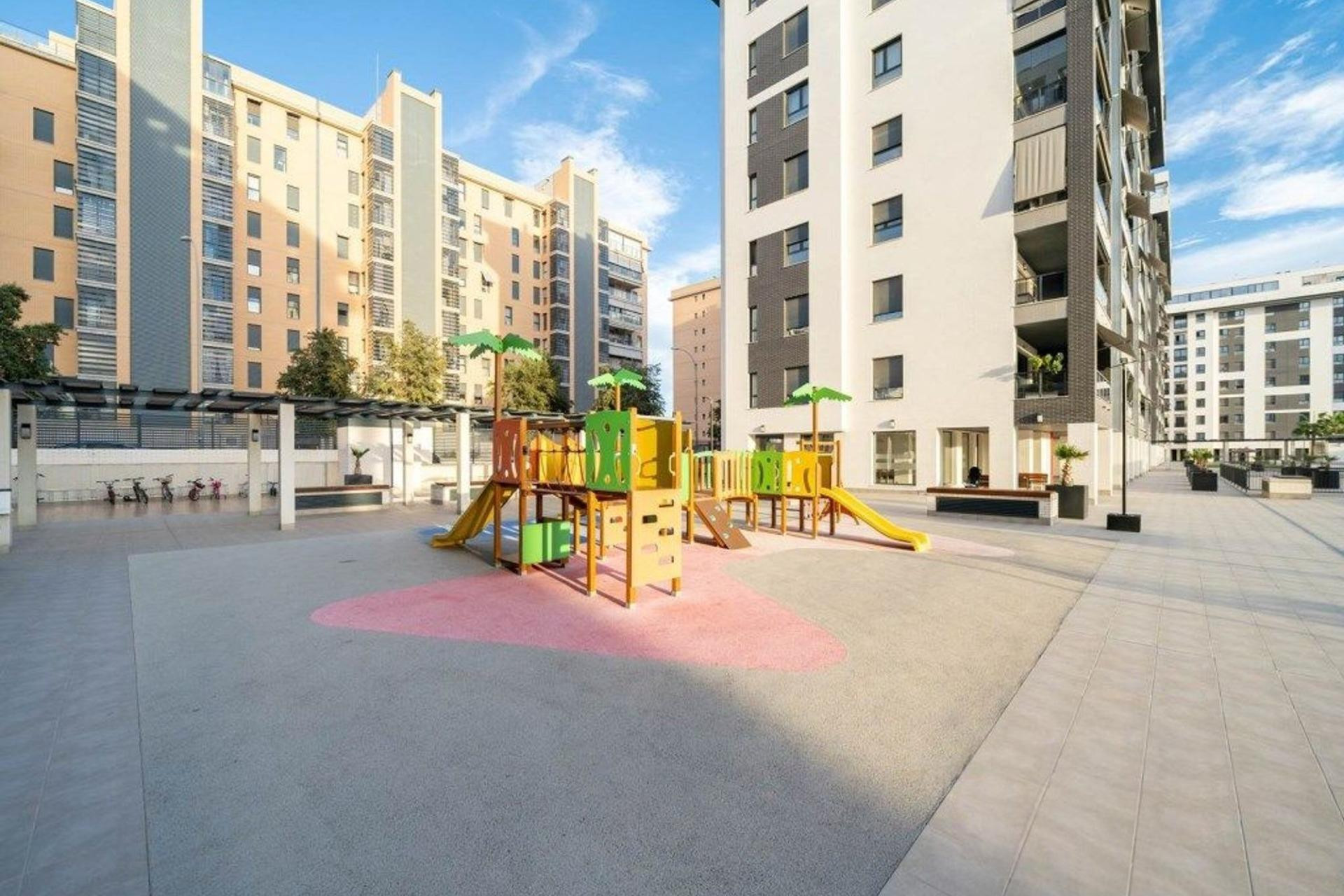 Resale - Apartment  - Alicante - Alicante Golf