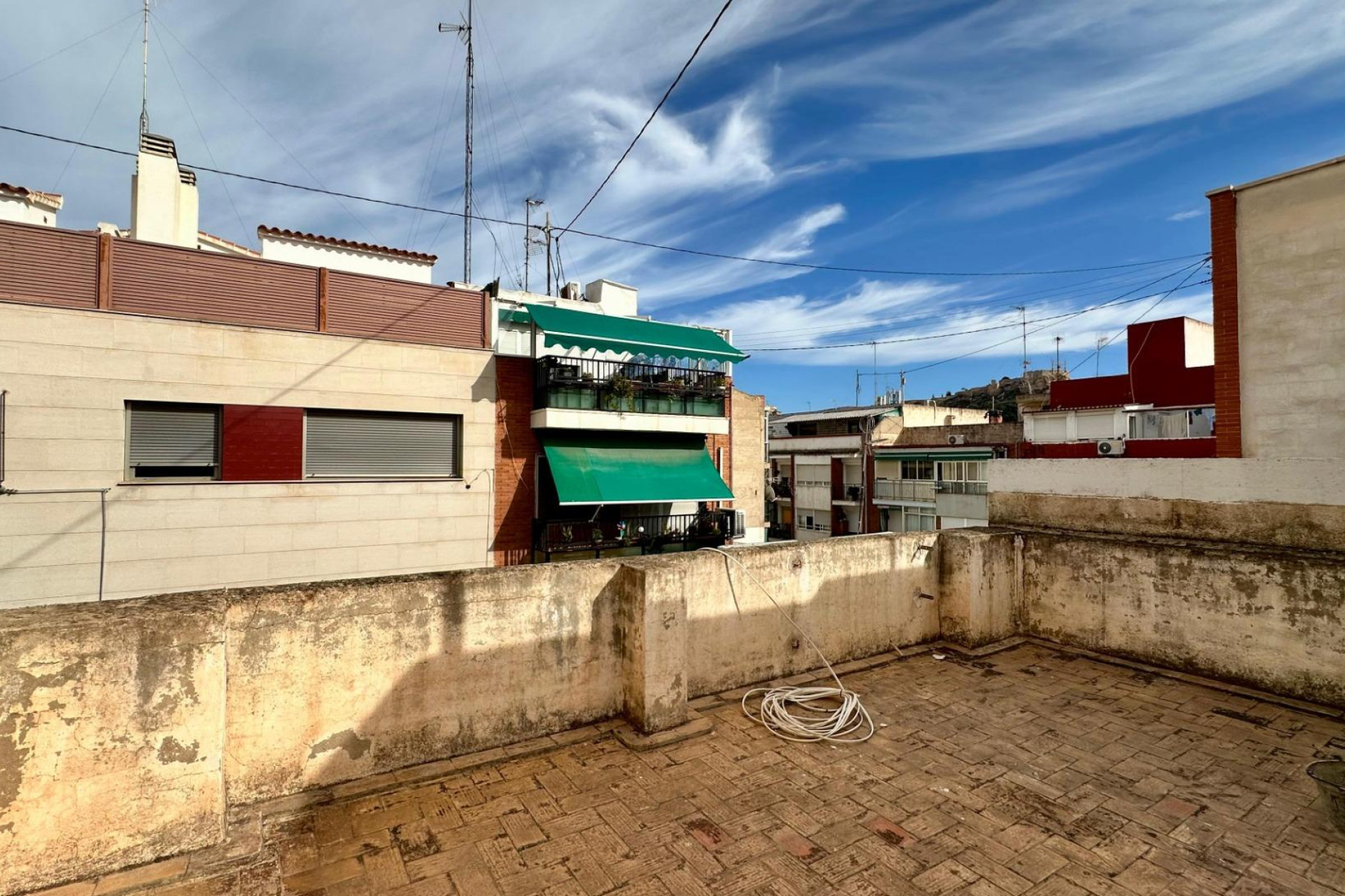 Resale - Apartment  - Alicante - Altozano