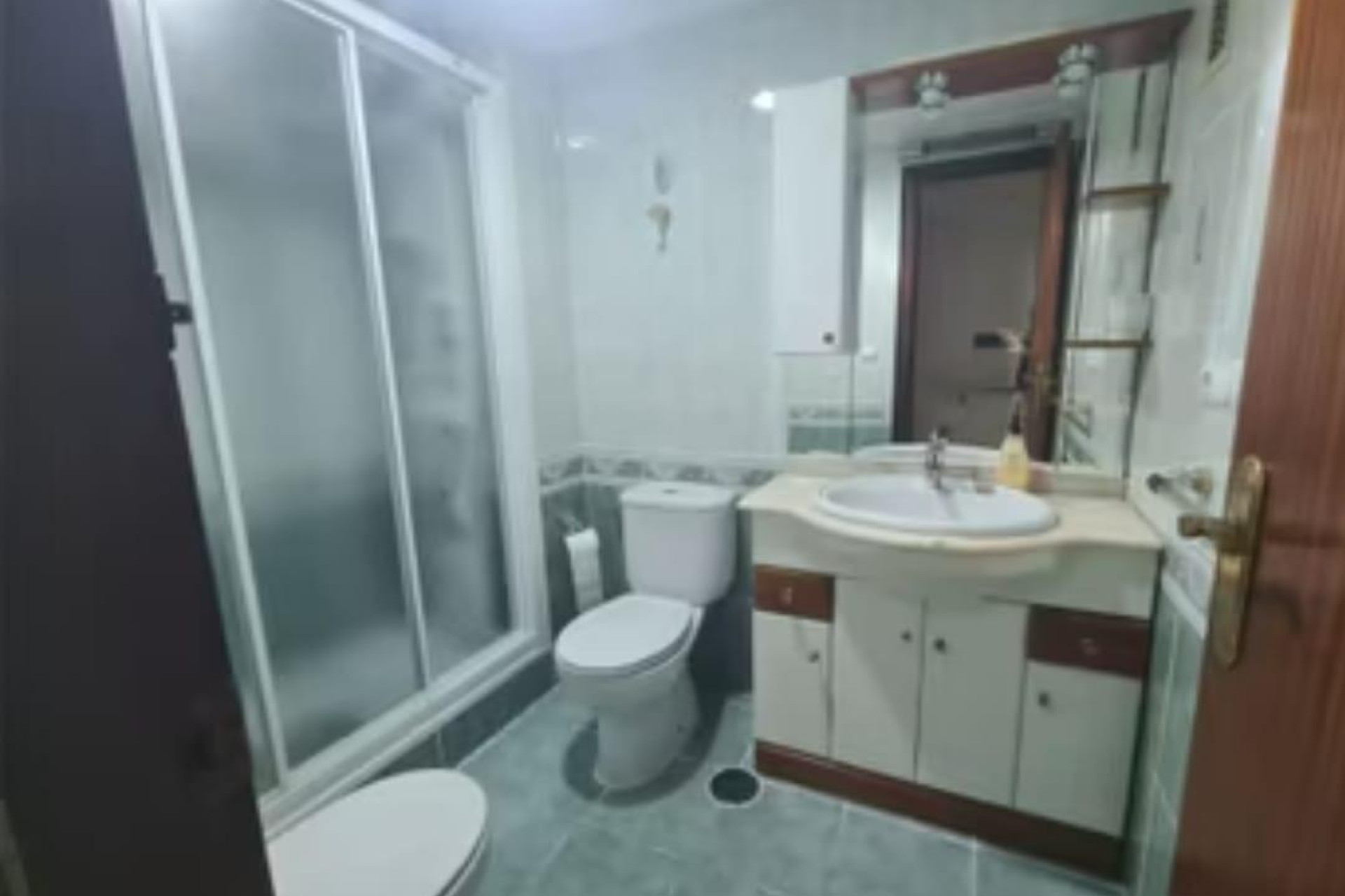 Resale - Apartment  - Alicante - Altozano