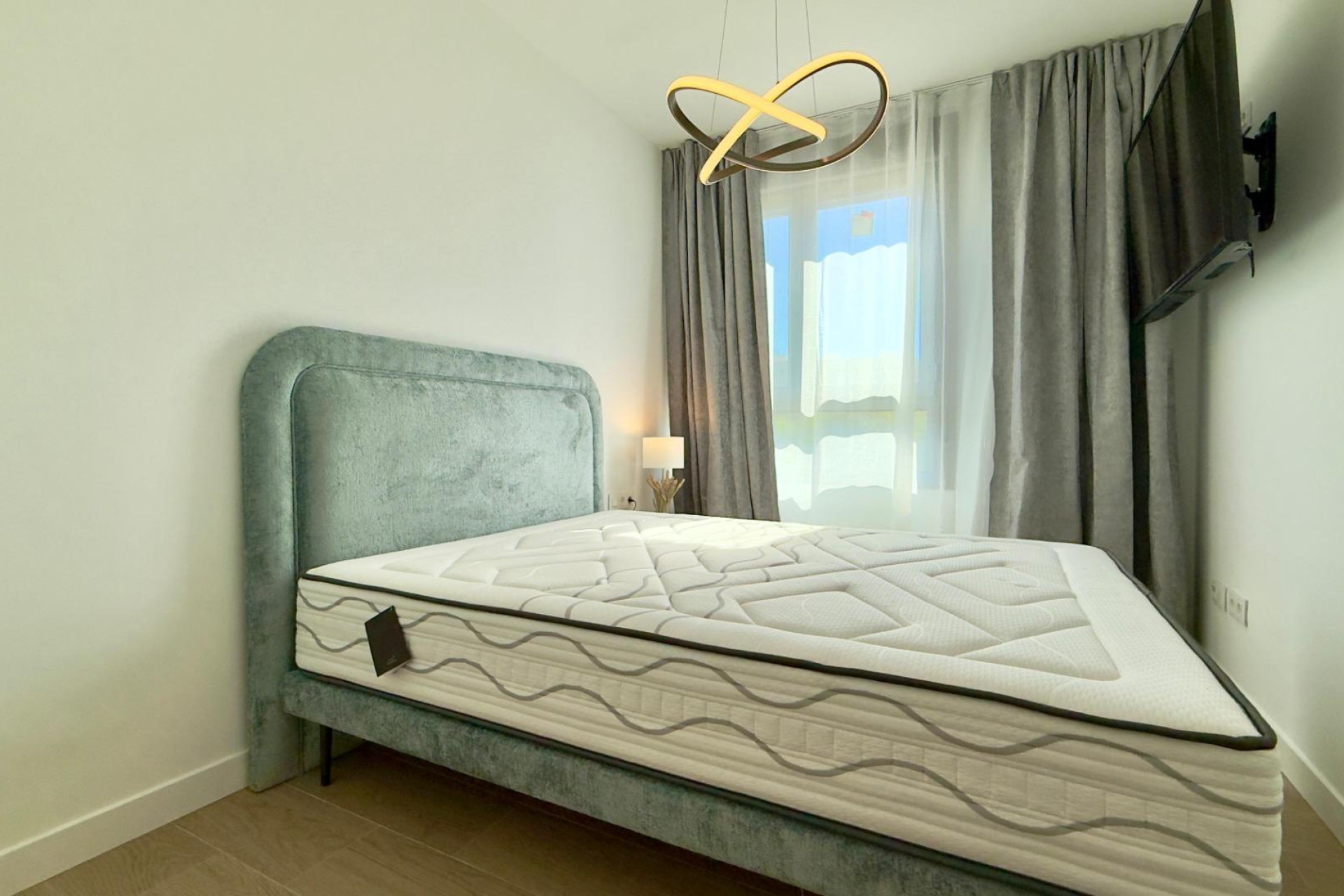 Resale - Apartment  - Alicante - Benalua