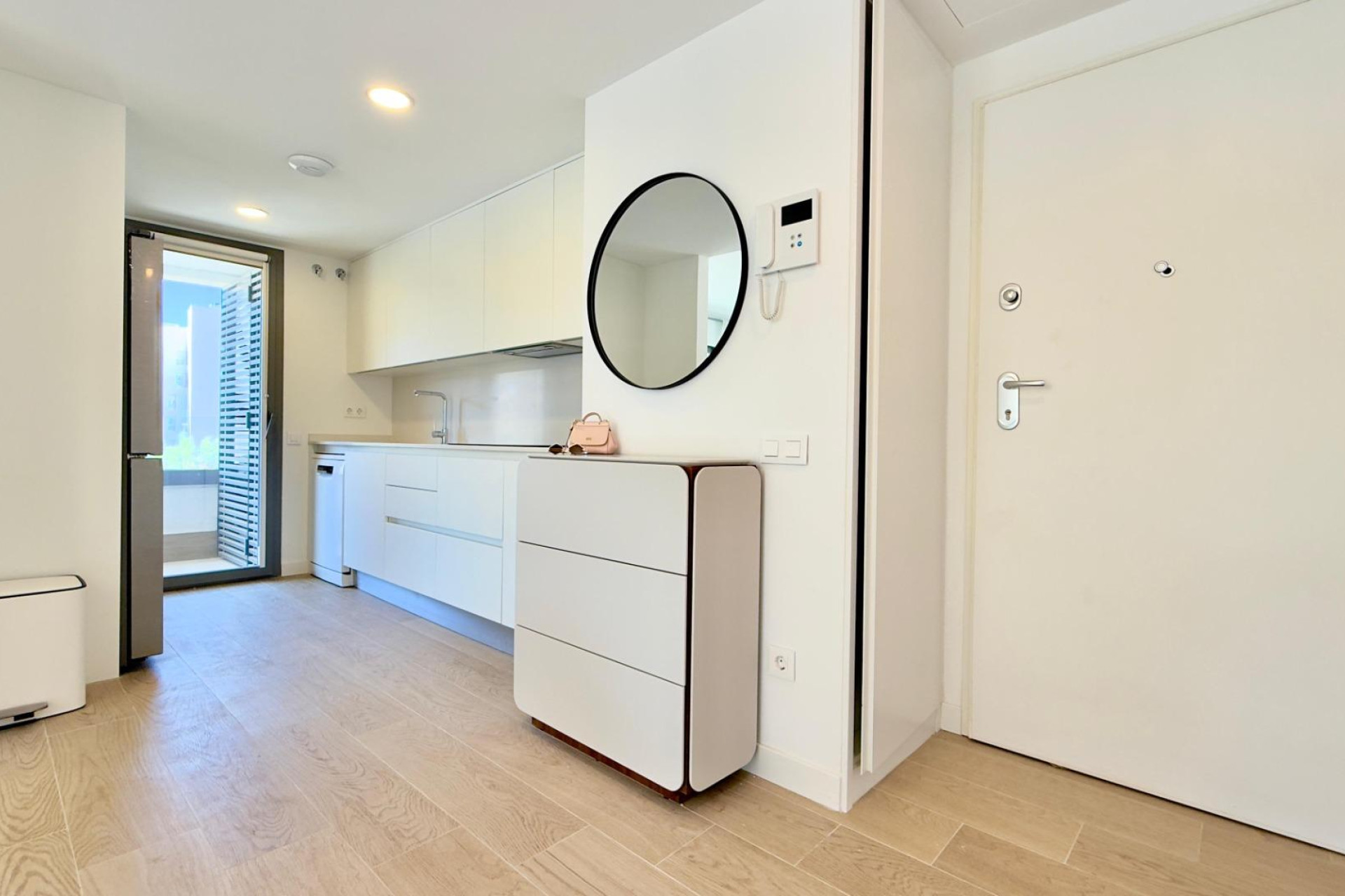 Resale - Apartment  - Alicante - Benalua