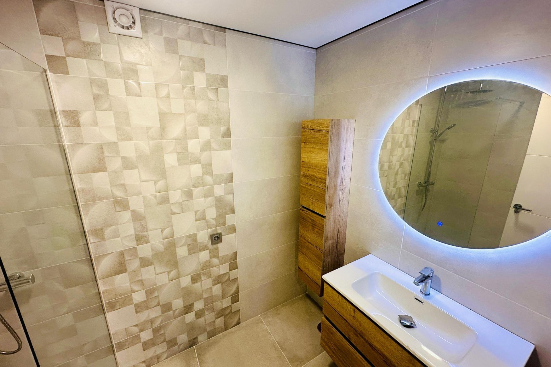 Resale - Apartment  - Alicante - Campoamor