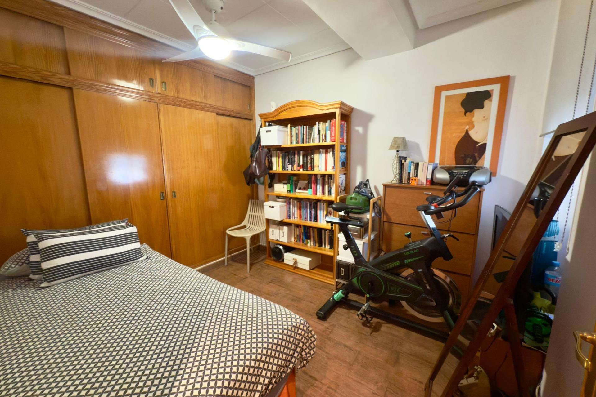 Resale - Apartment  - Alicante - Campoamor