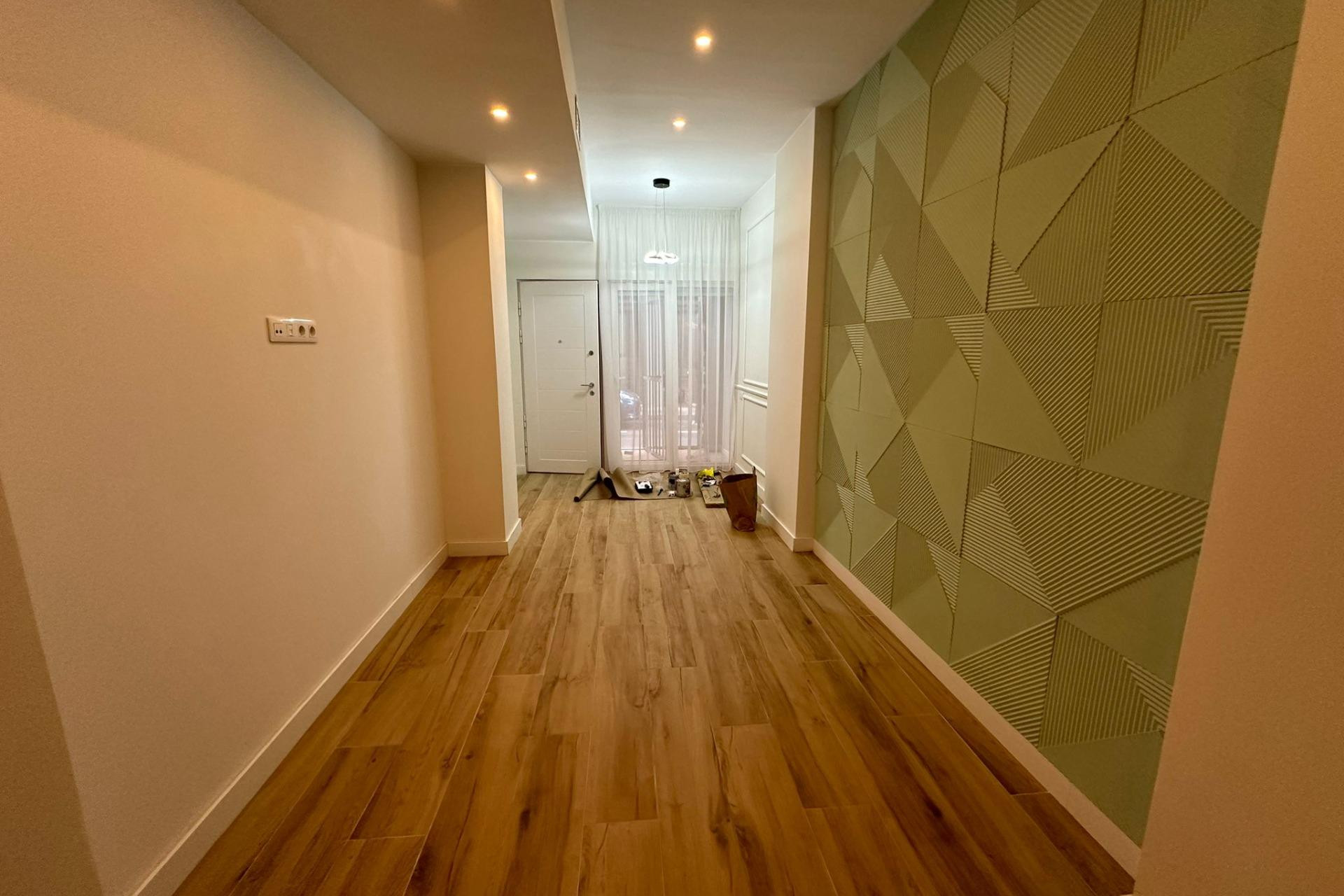 Resale - Apartment  - Alicante - Carolinas Altas