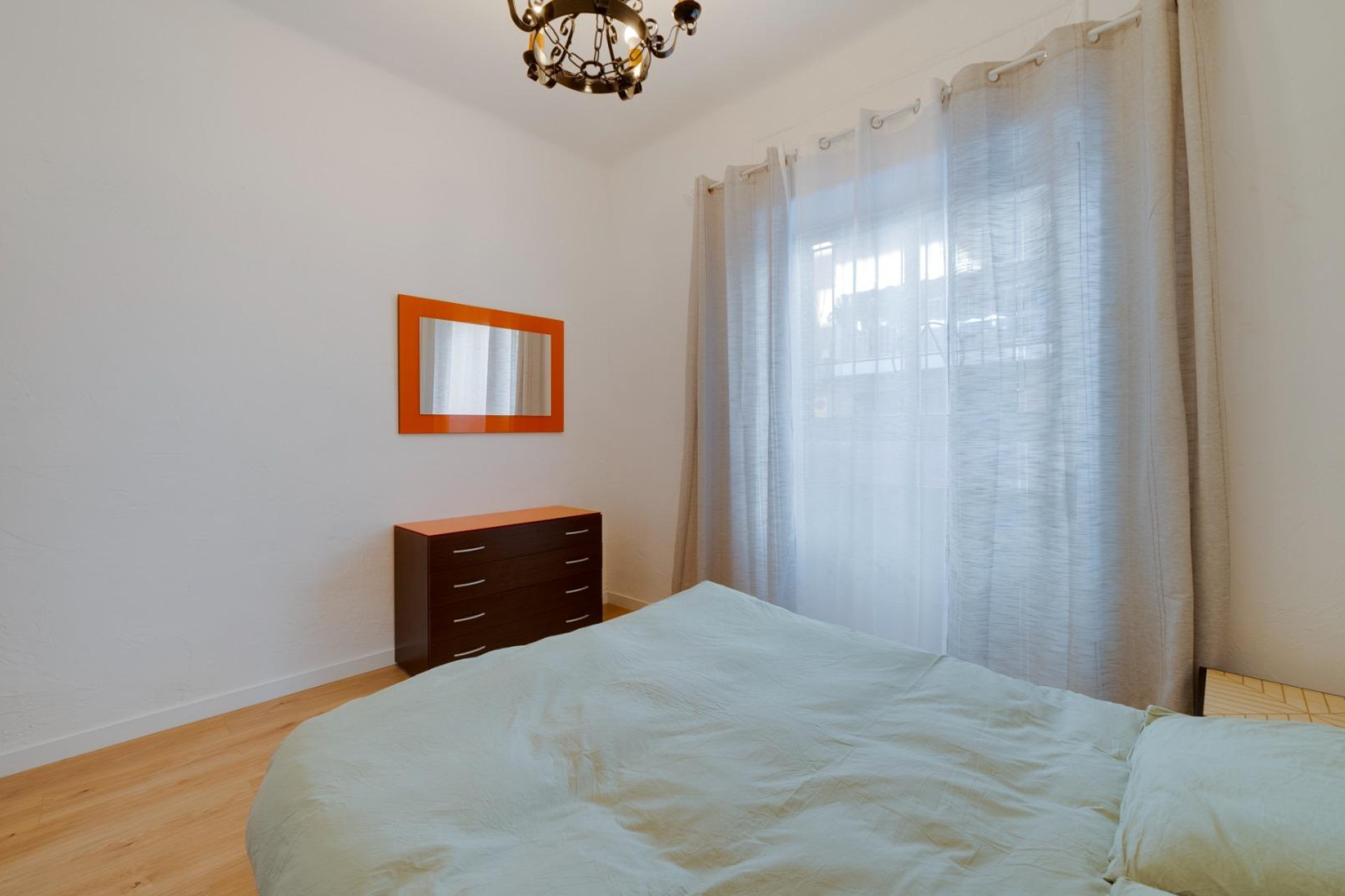 Resale - Apartment  - Alicante - Carolinas Altas
