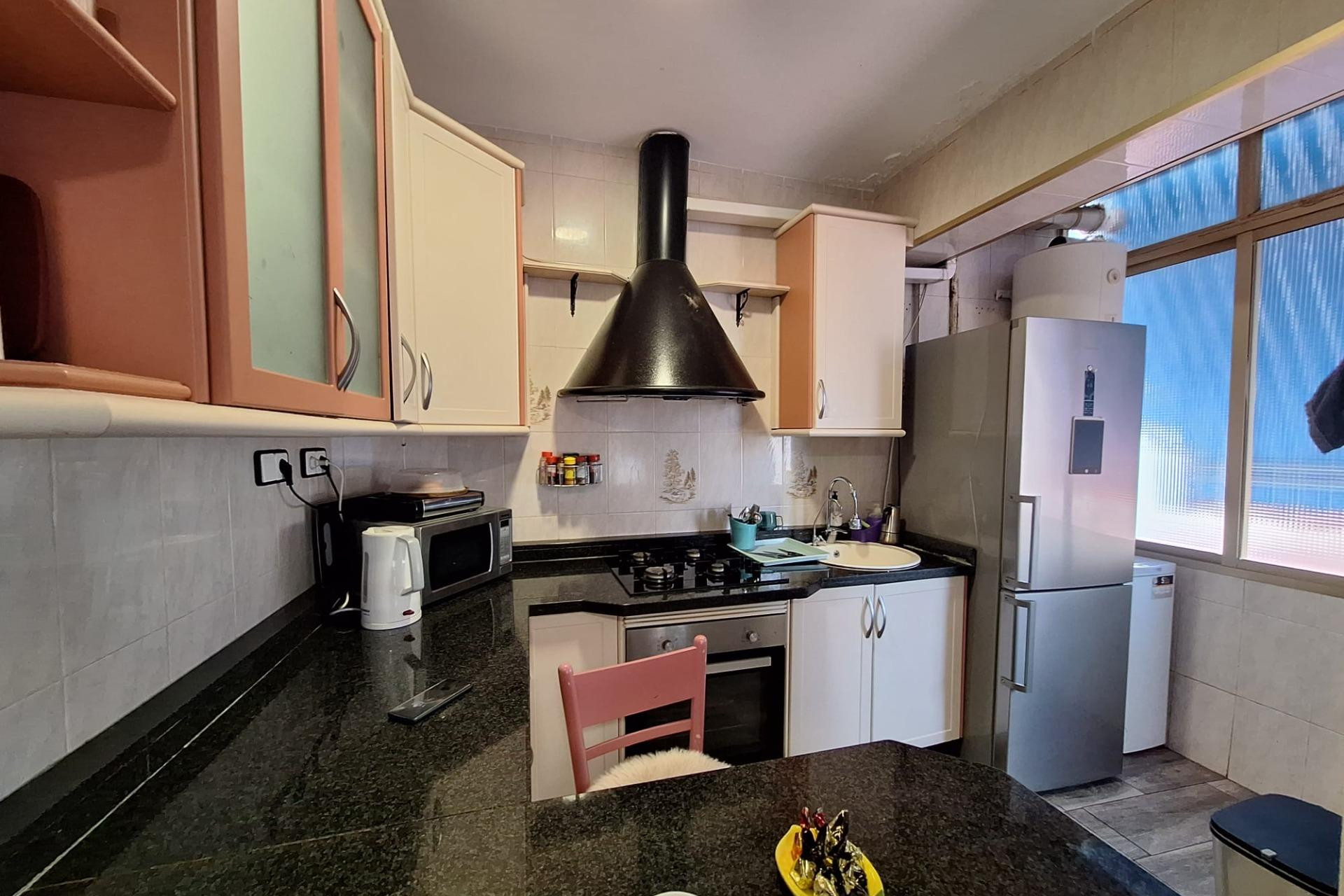 Resale - Apartment  - Alicante - Carolinas Altas