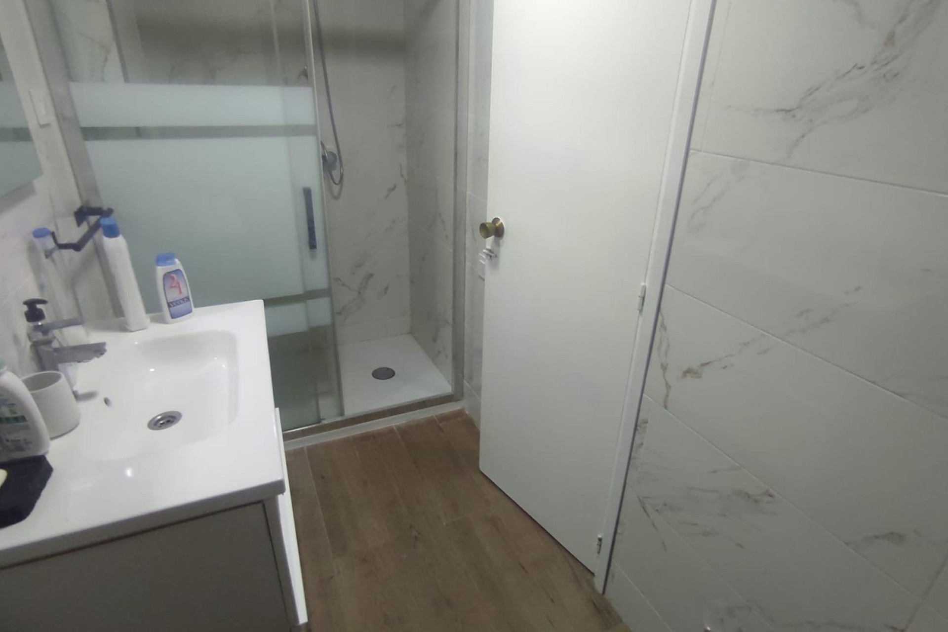 Resale - Apartment  - Alicante - Carolinas Altas