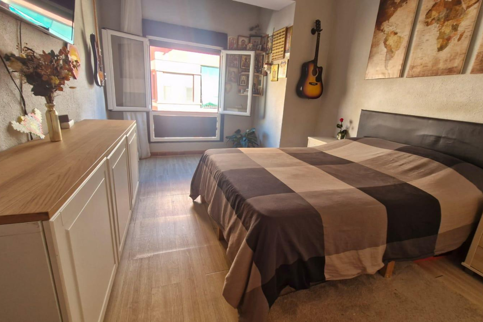 Resale - Apartment  - Alicante - Carolinas Altas