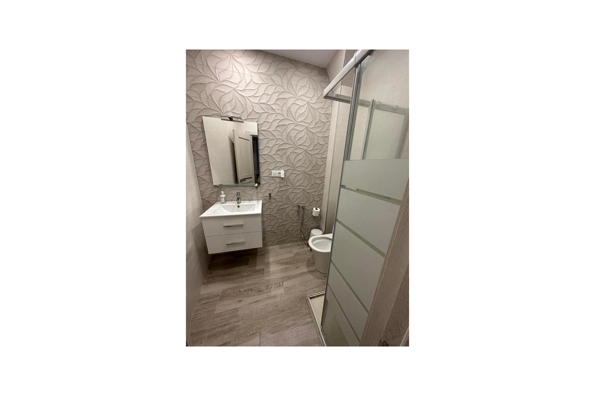 Resale - Apartment  - Alicante - Carolinas Bajas