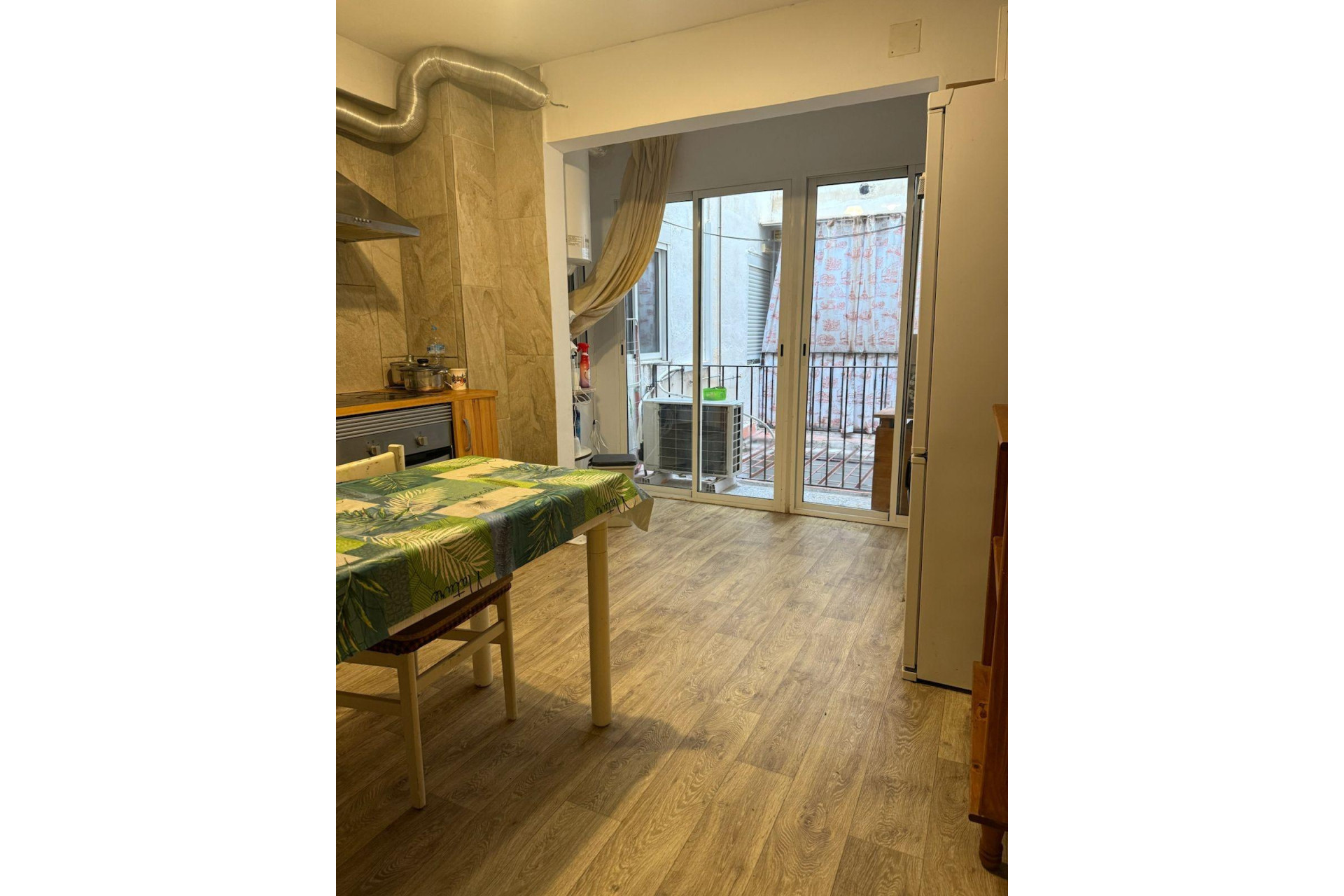 Resale - Apartment  - Alicante - Carolinas Bajas