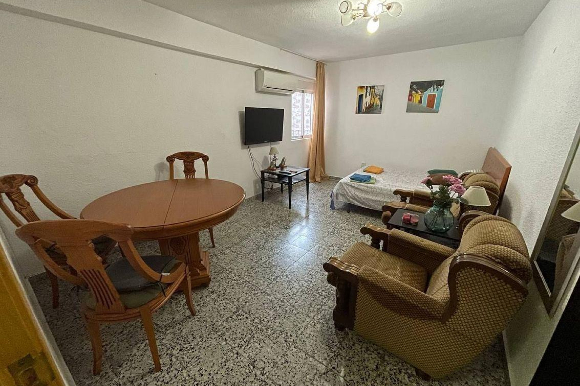 Resale - Apartment  - Alicante - Carolinas Bajas