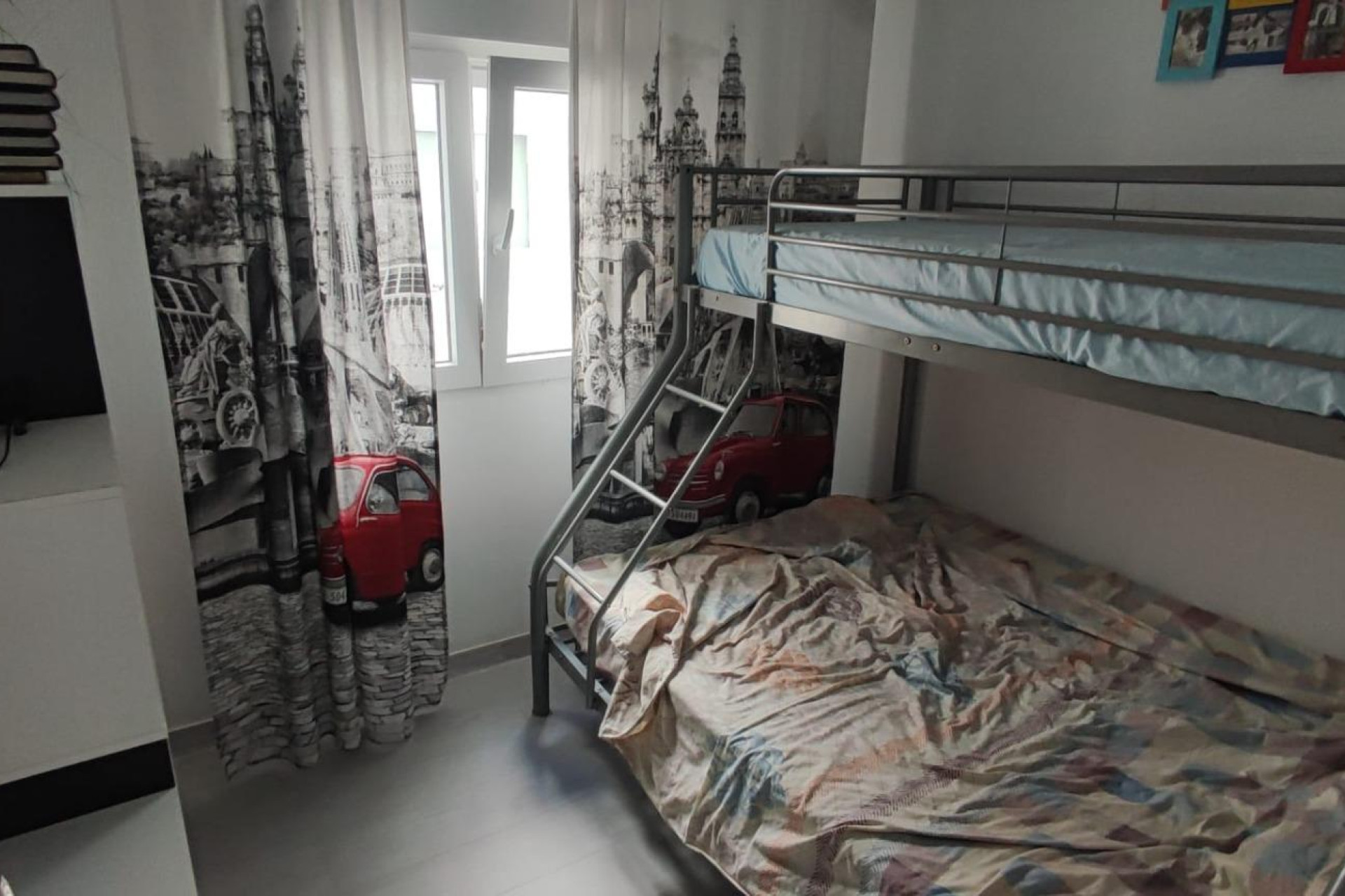 Resale - Apartment  - Alicante - Carolinas Bajas