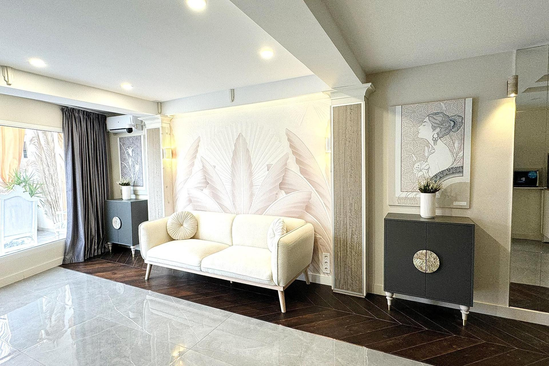 Resale - Apartment  - Alicante - Carolinas Bajas