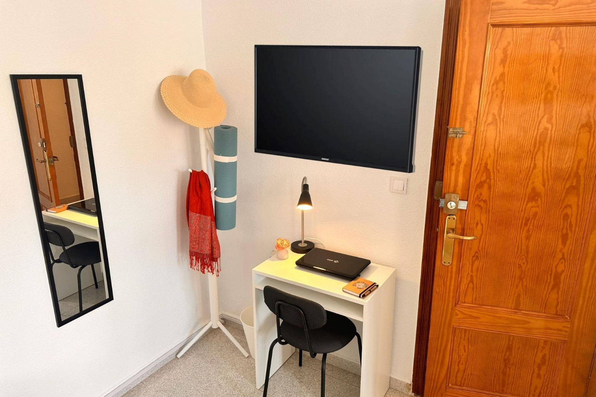 Resale - Apartment  - Alicante - Carolinas Bajas