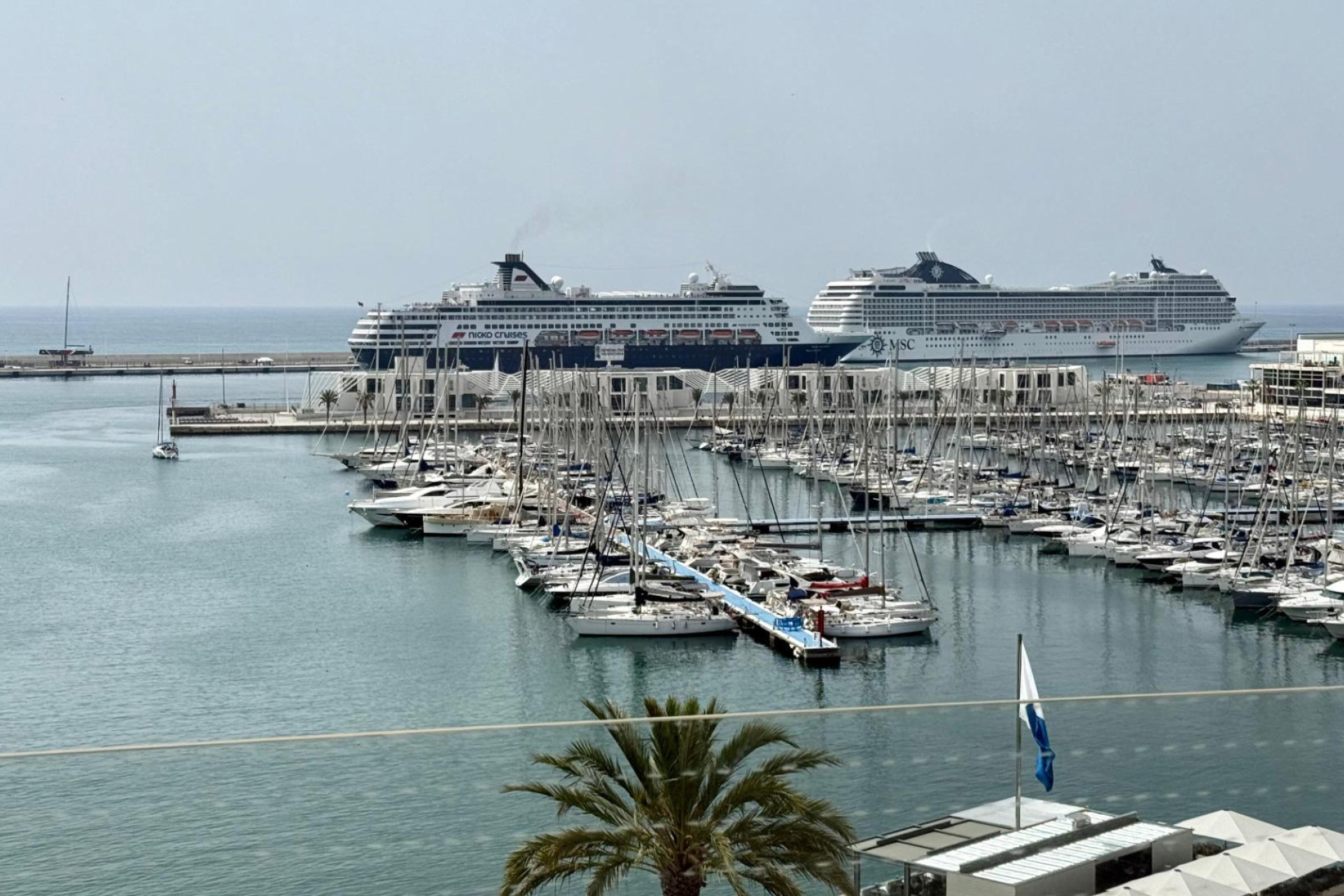 Resale - Apartment  - Alicante - Casco Histórico-Santa Cruz