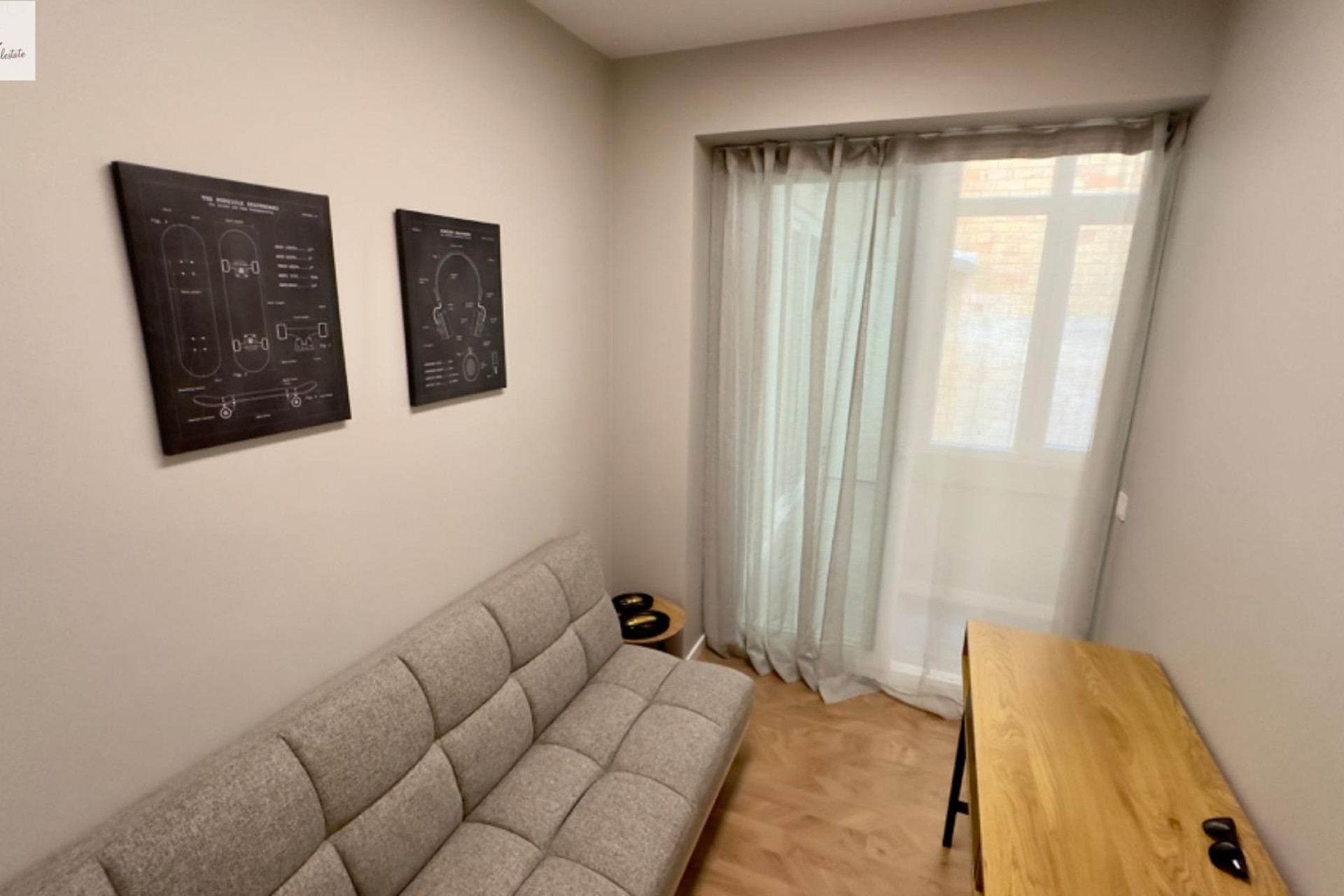 Resale - Apartment  - Alicante - Centro