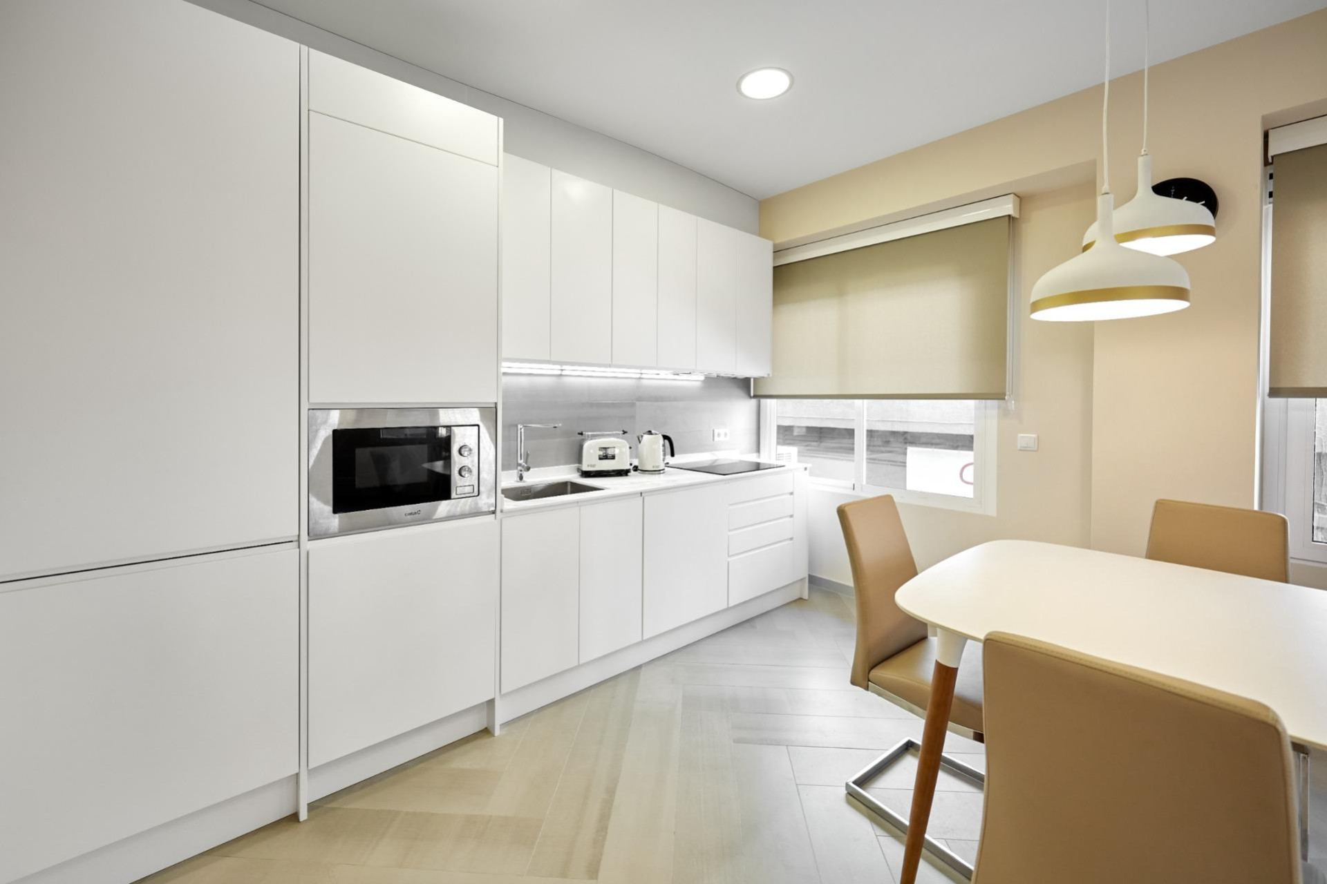 Resale - Apartment  - Alicante - Centro