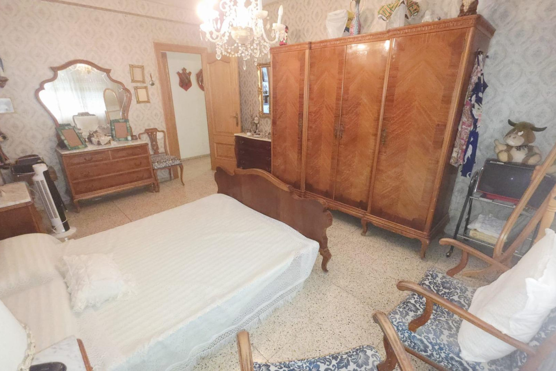 Resale - Apartment  - Alicante - Centro