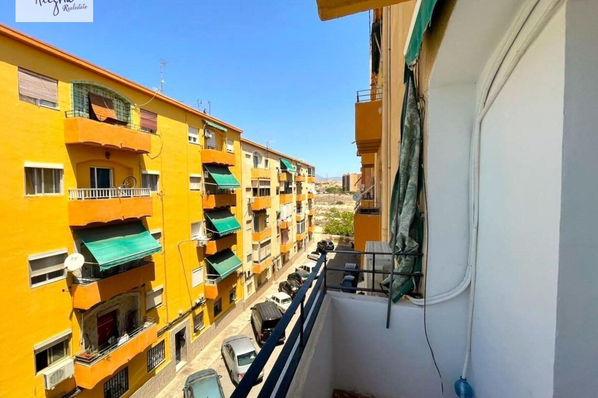 Resale - Apartment  - Alicante - Ciudad de Asís