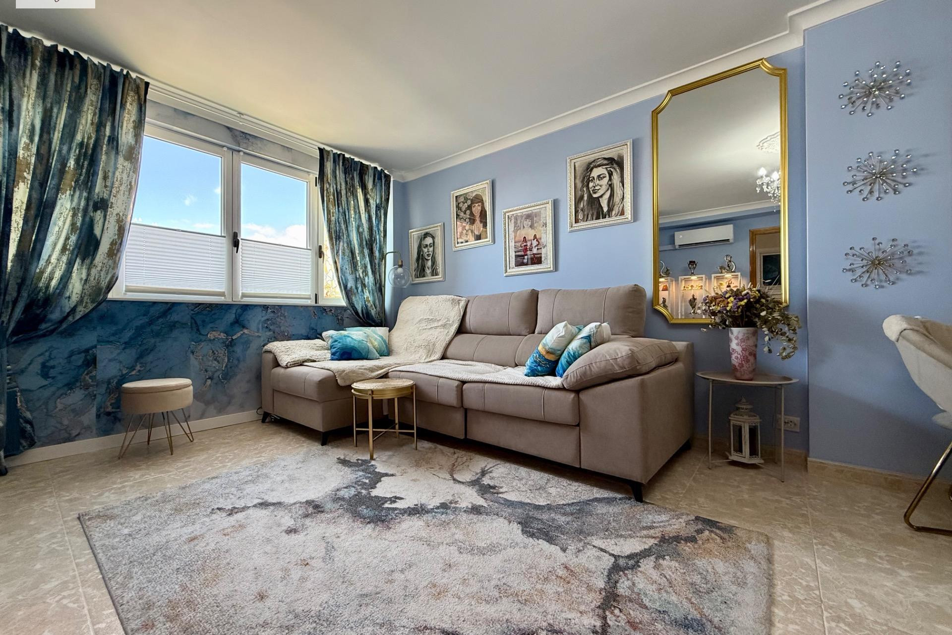 Resale - Apartment  - Alicante - Ciudad Elegida