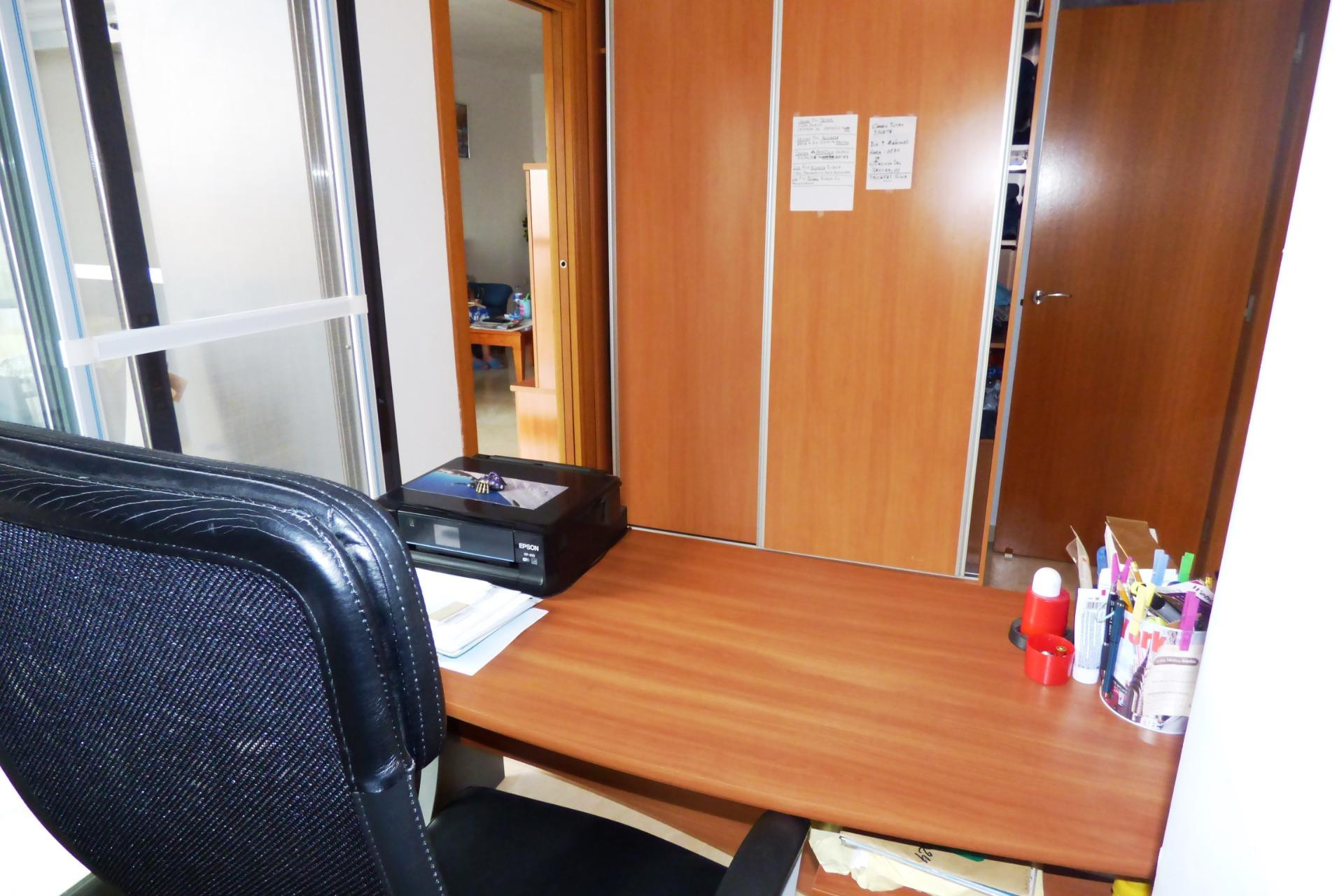 Resale - Apartment  - Alicante - Garbinet-Parque de las Avenidas