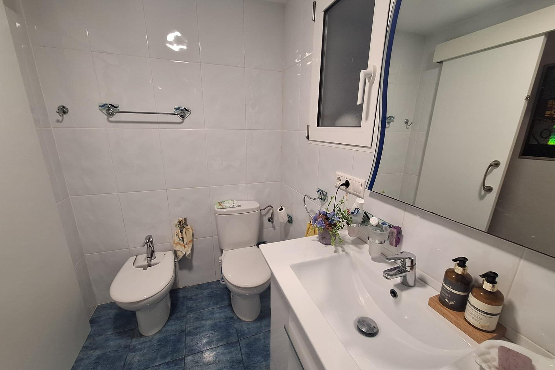 Resale - Apartment  - Alicante - Garbinet-Parque de las Avenidas