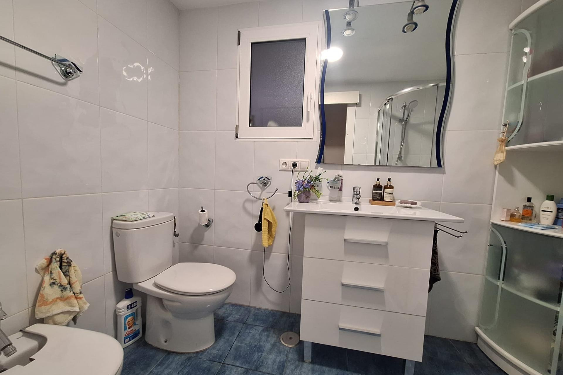 Resale - Apartment  - Alicante - Garbinet-Parque de las Avenidas