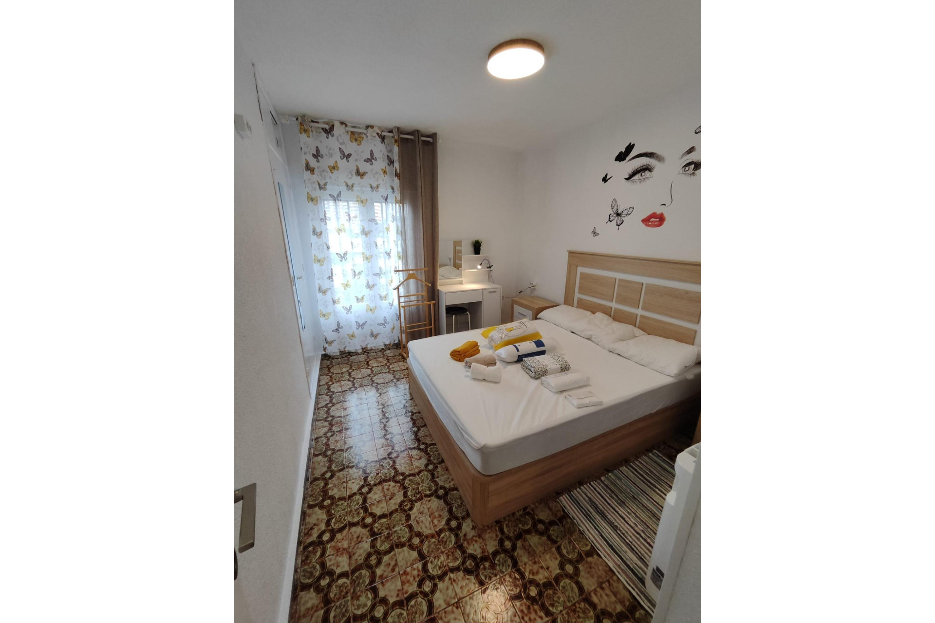 Resale - Apartment  - Alicante - Juan XXIII