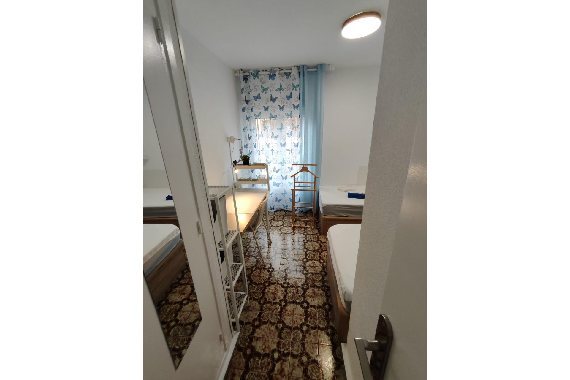 Resale - Apartment  - Alicante - Juan XXIII