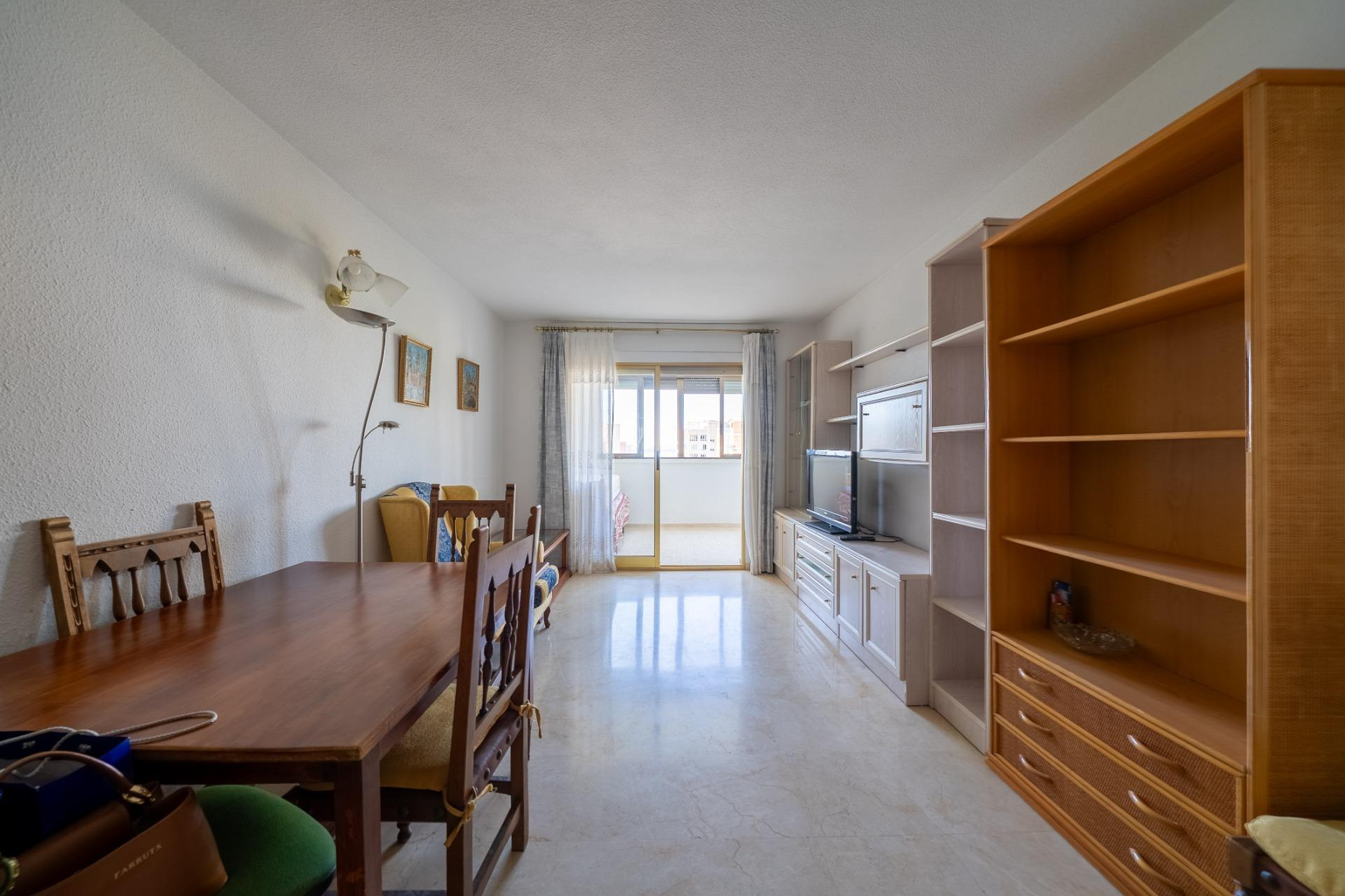 Resale - Apartment  - Alicante - La Albufereta