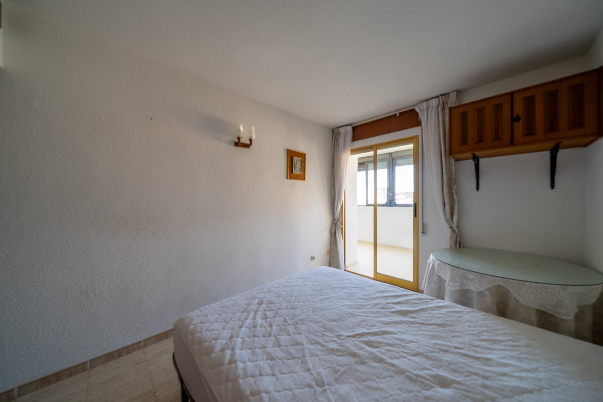 Resale - Apartment  - Alicante - La Albufereta