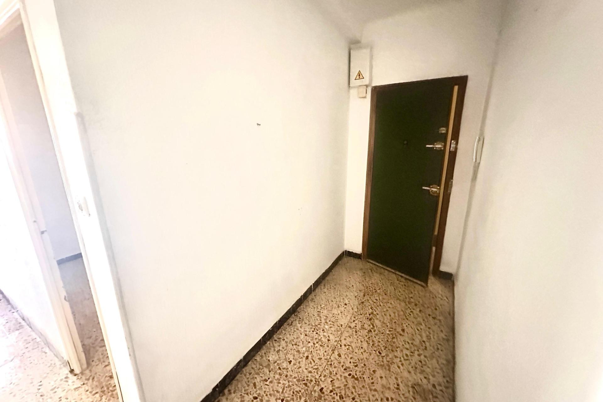 Resale - Apartment  - Alicante - Los ángeles