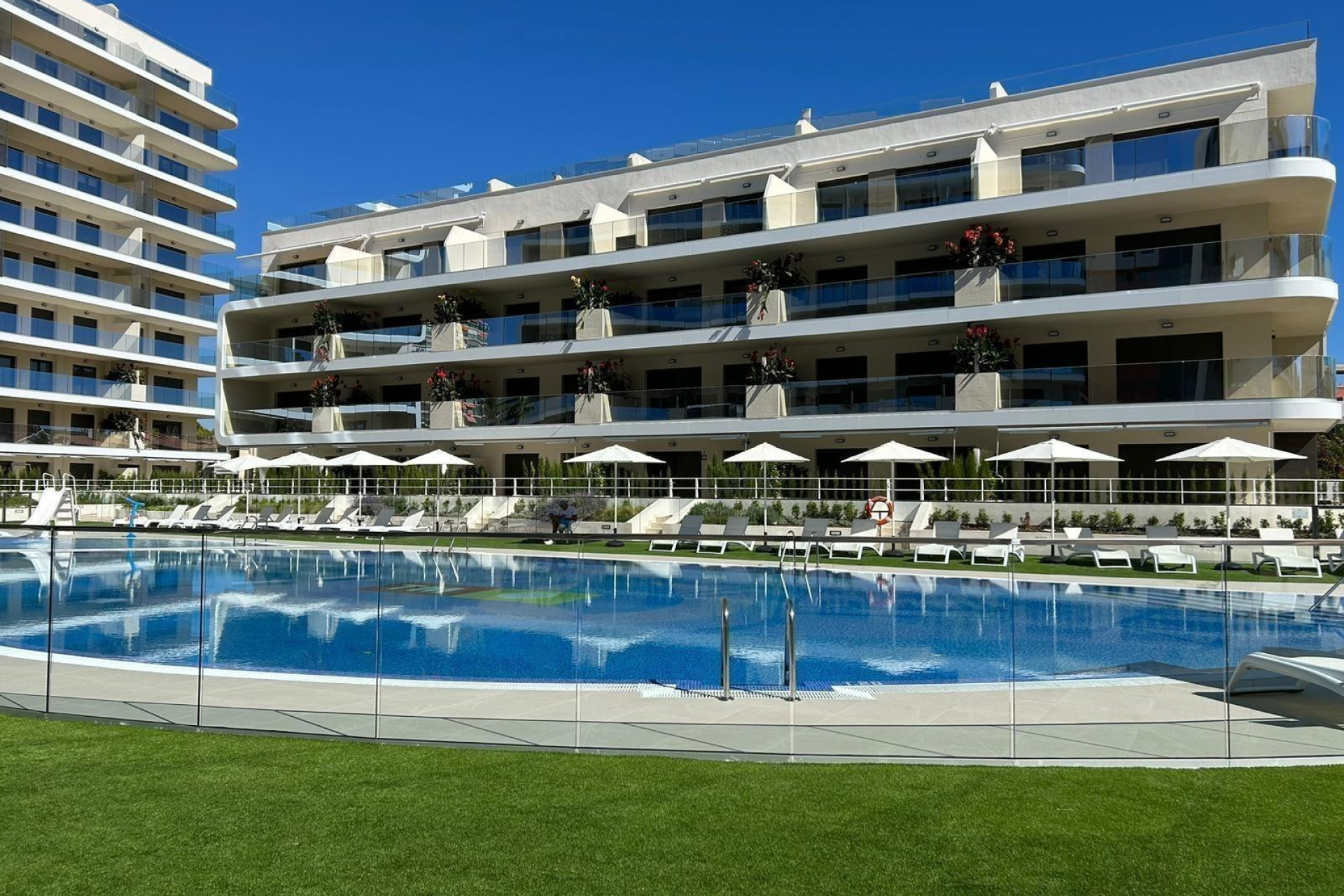 Resale - Apartment  - Alicante - Pau V