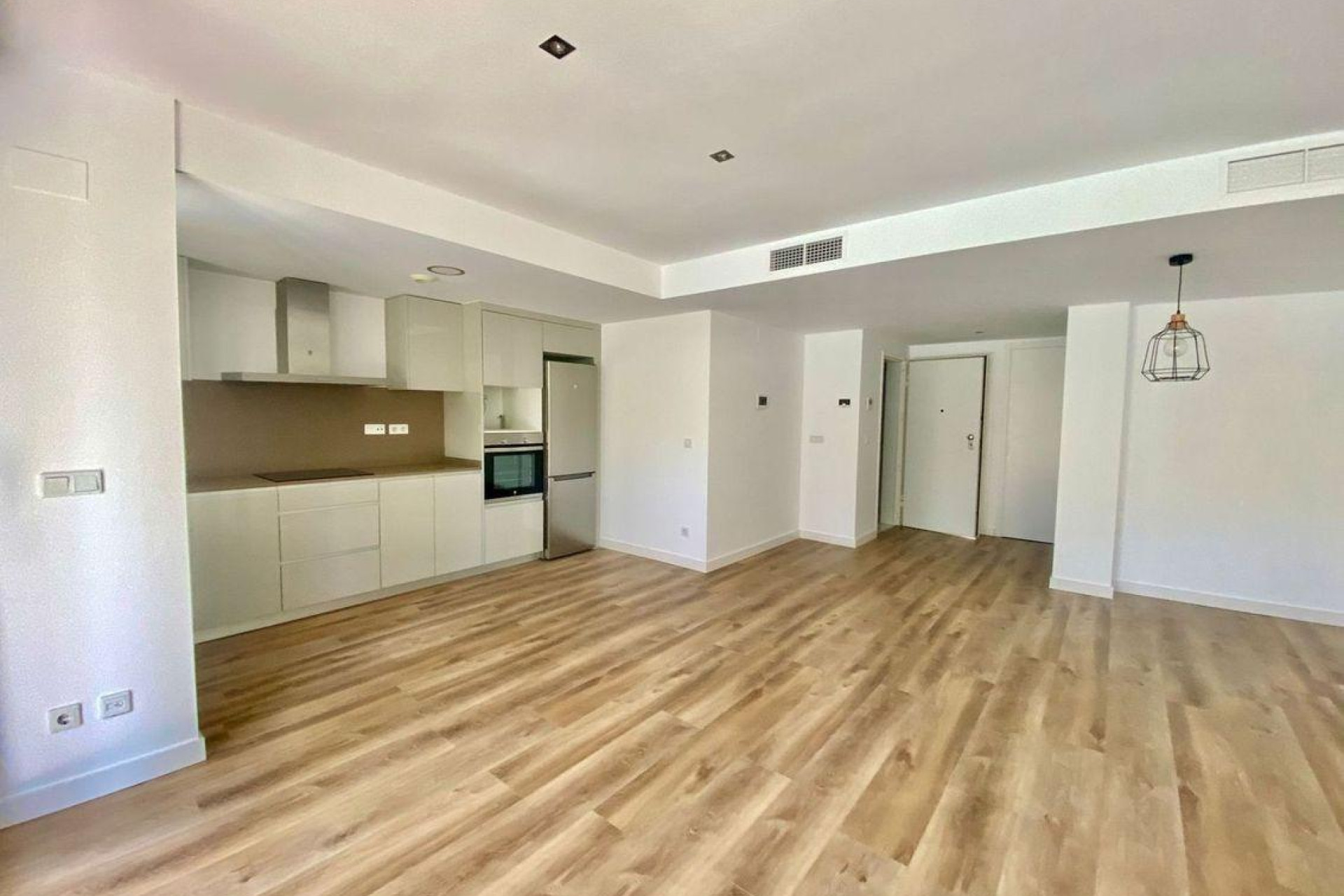 Resale - Apartment  - Alicante - Pau V