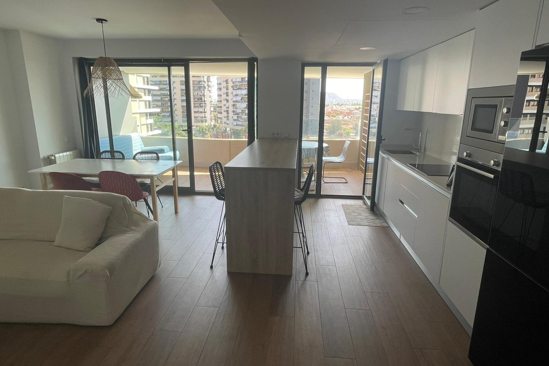 Resale - Apartment  - Alicante - Playa de San Juan