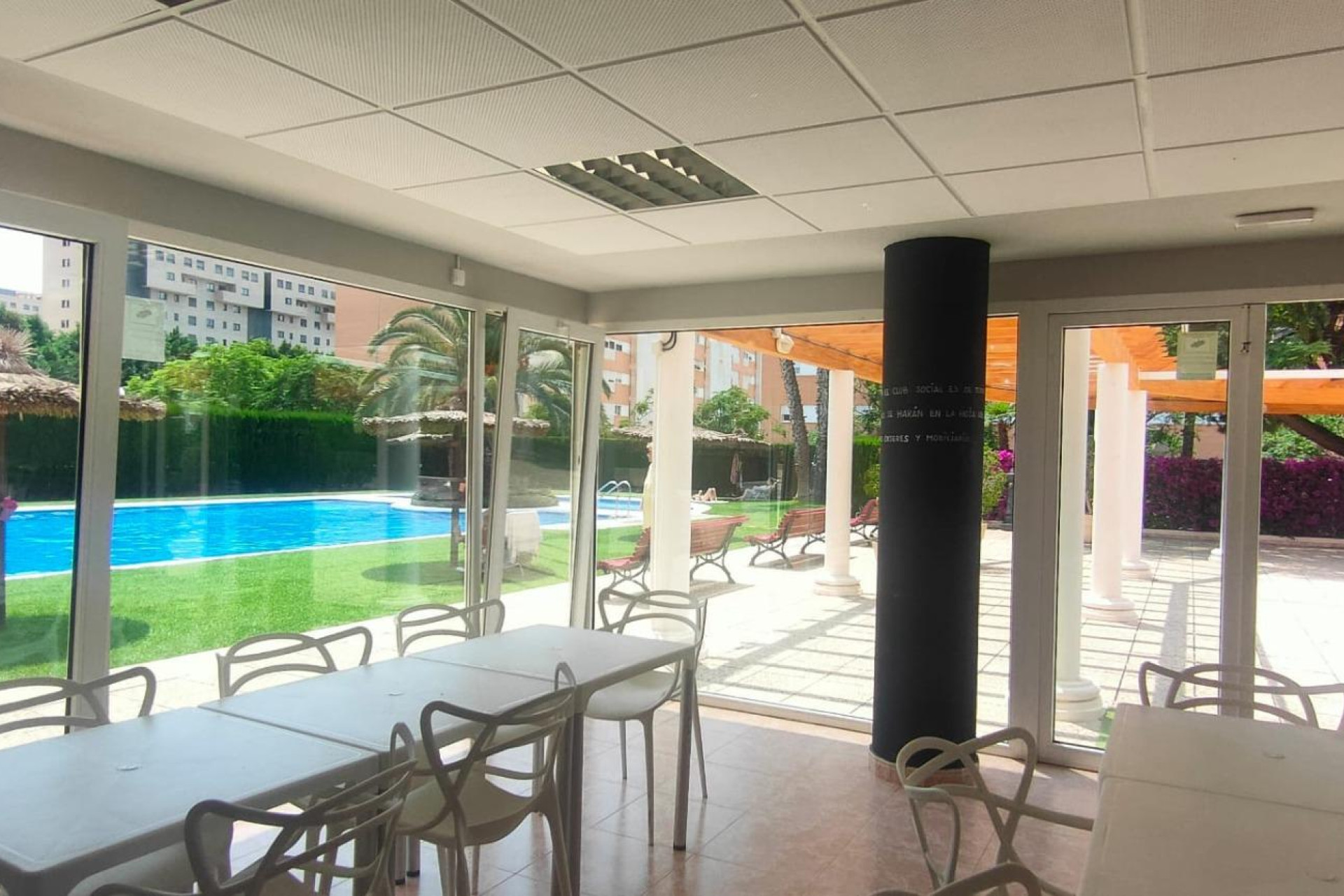 Resale - Apartment  - Alicante - Playa de San Juan