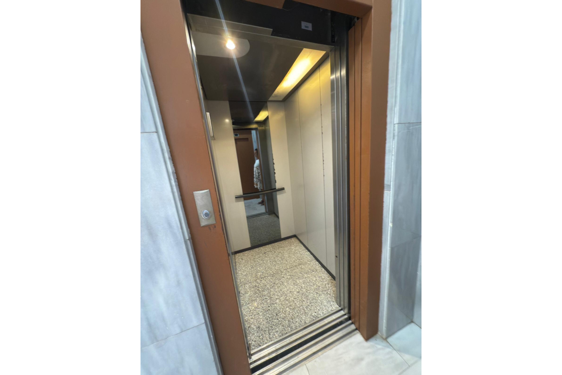 Resale - Apartment  - Alicante - Playa de San Juan