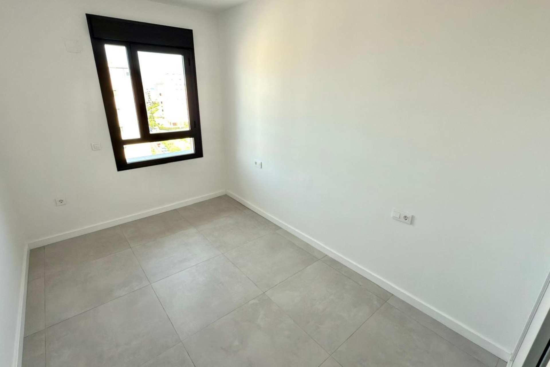 Resale - Apartment  - Alicante - Playa de San Juan