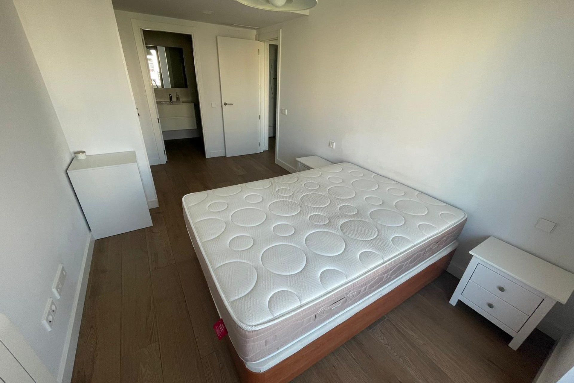 Resale - Apartment  - Alicante - Playa de San Juan