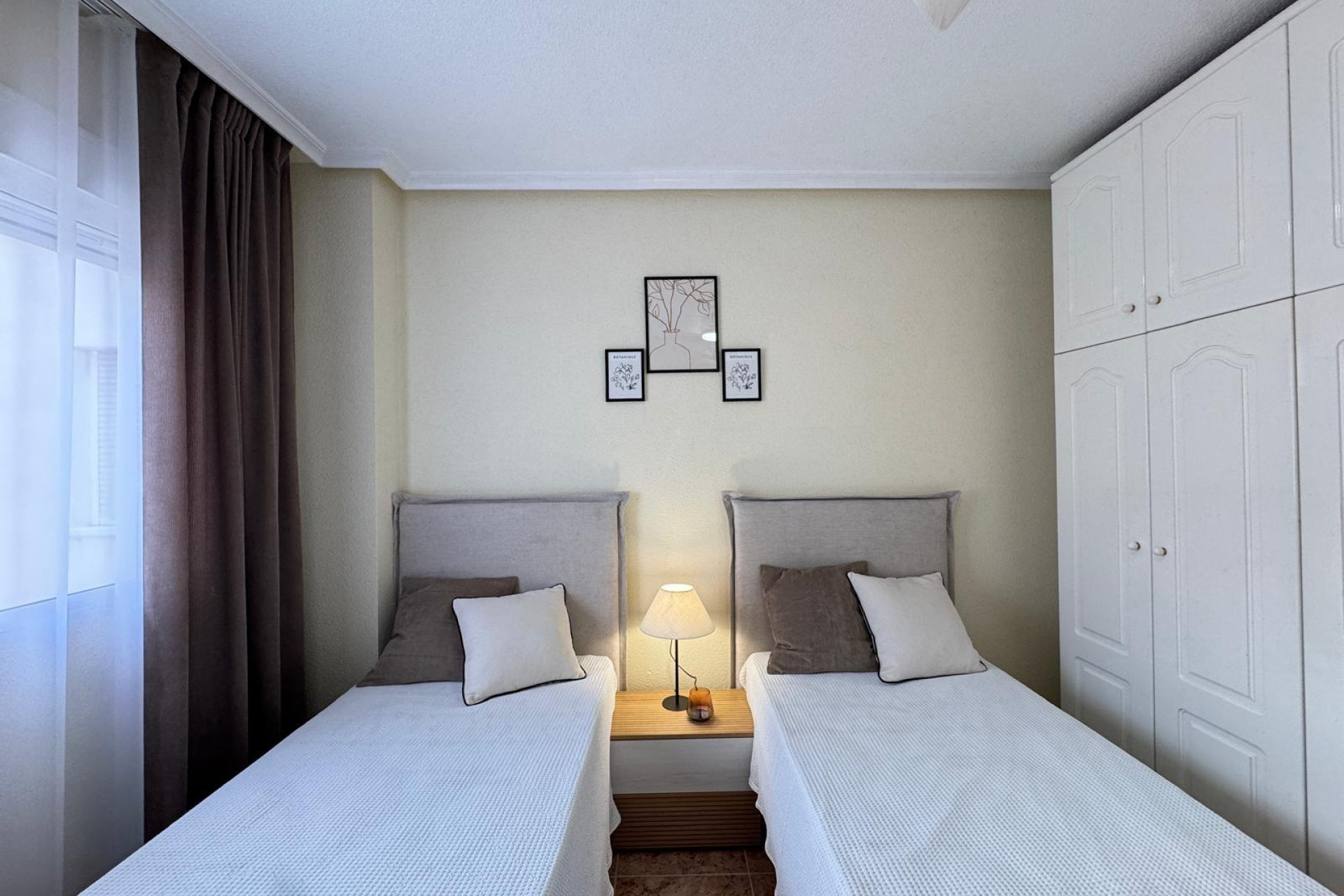 Resale - Apartment  - Alicante - Playa de San Juan