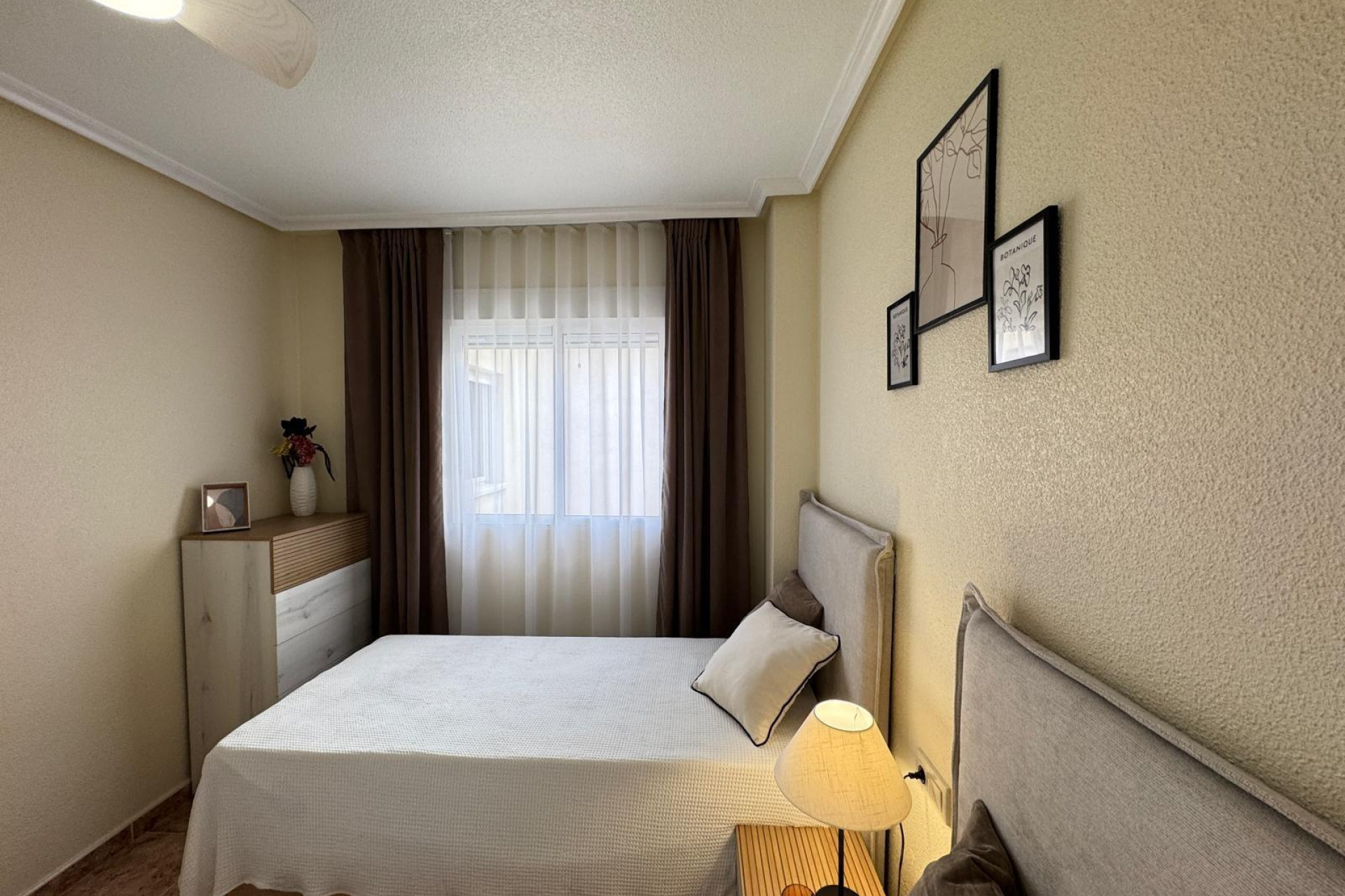 Resale - Apartment  - Alicante - Playa de San Juan