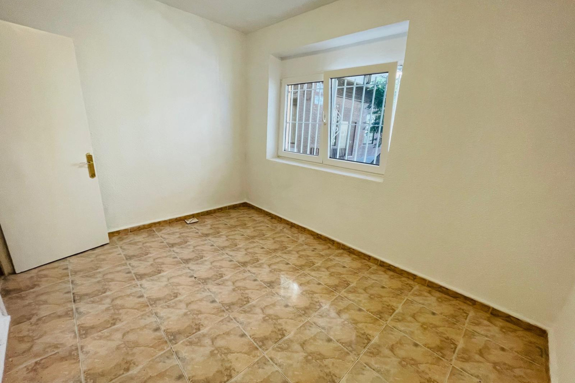 Resale - Apartment  - Alicante - Raval roig- Virgen del Socorro